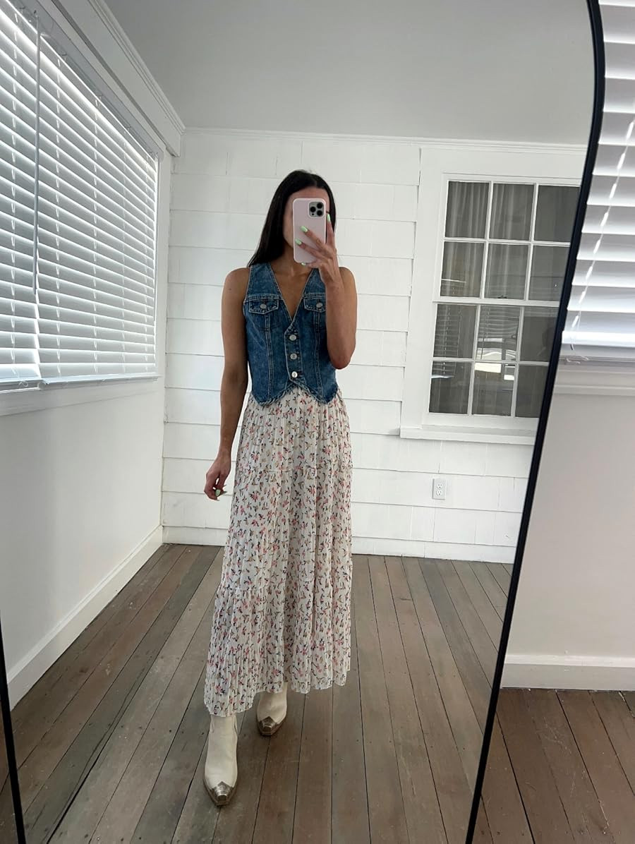 Country concert outfit-skirt in S, top in XS, boots size up 1/2 a size 

 

#LTKSeasonal