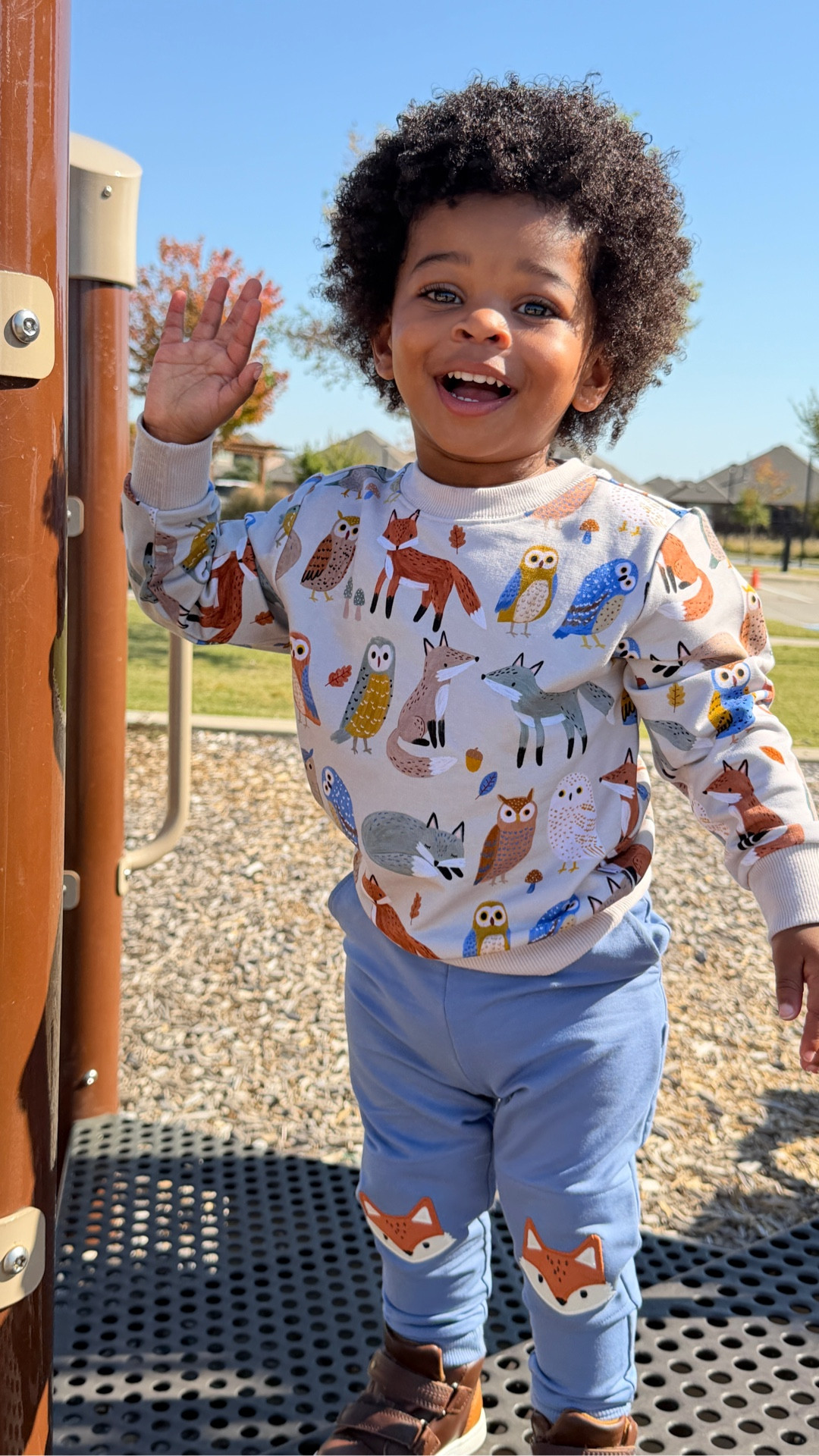 #LittleSleepiesPartner From daycare mornings to bedtime cuddles, @LittleSleepies fits perfectly into every step in our routine 🦊🤎💫Our matching Pj’s are my fav!! 😍They are buttery-soft, made from the softest Lunaluxe® , which is gentle on Joshua’s skin, and stretche so that we can enjoy them longer.
Even his bedding matches for the ultimate cozy vibe 🛌👏🏾#ad 

📌Use Discount code: MARY15
Head to my stories to shop now 💃🏾



#LTKFamily #LTKKids #LTKU