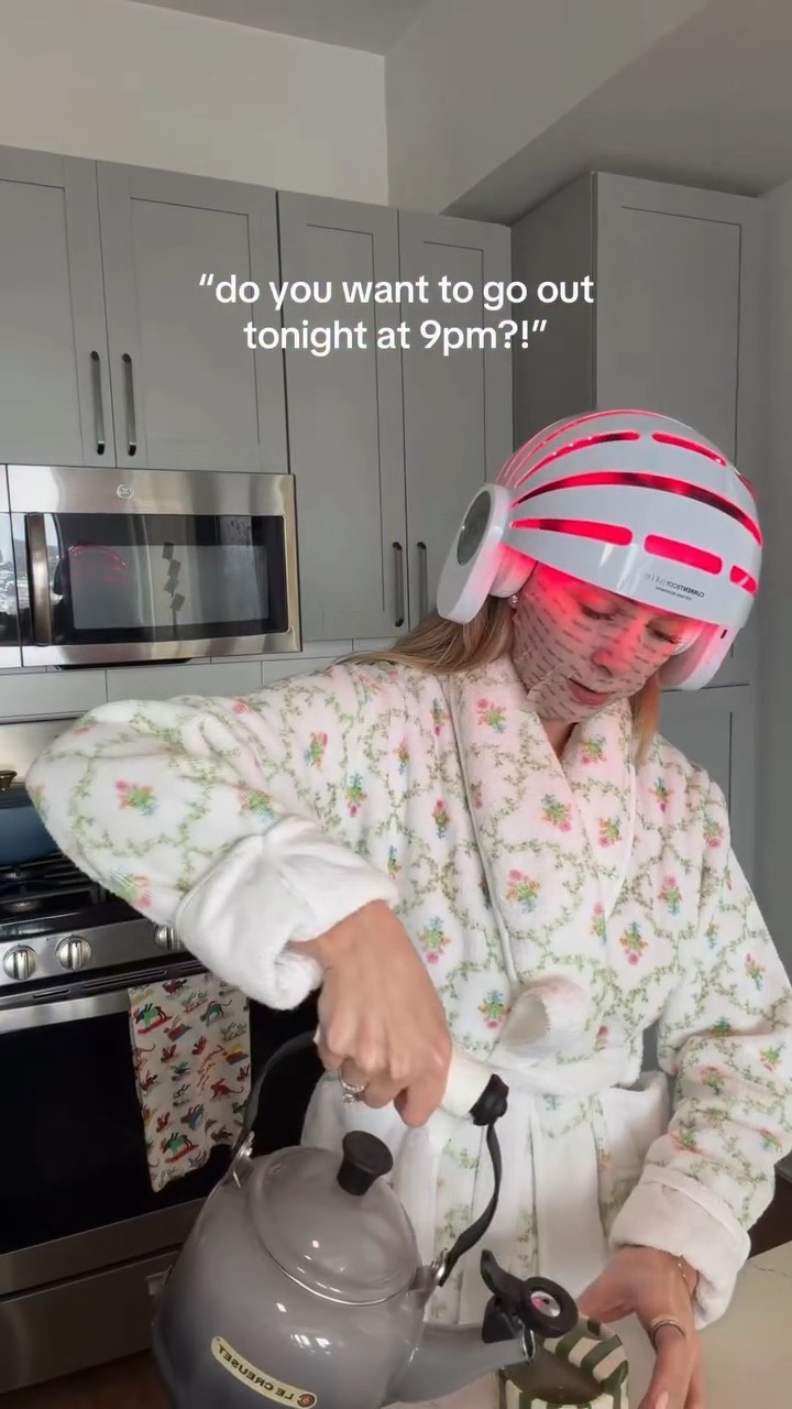 LED red light hair growth helmet use code : NICHOLE
@currentbody 

#SelfCare #relateable #currentbody