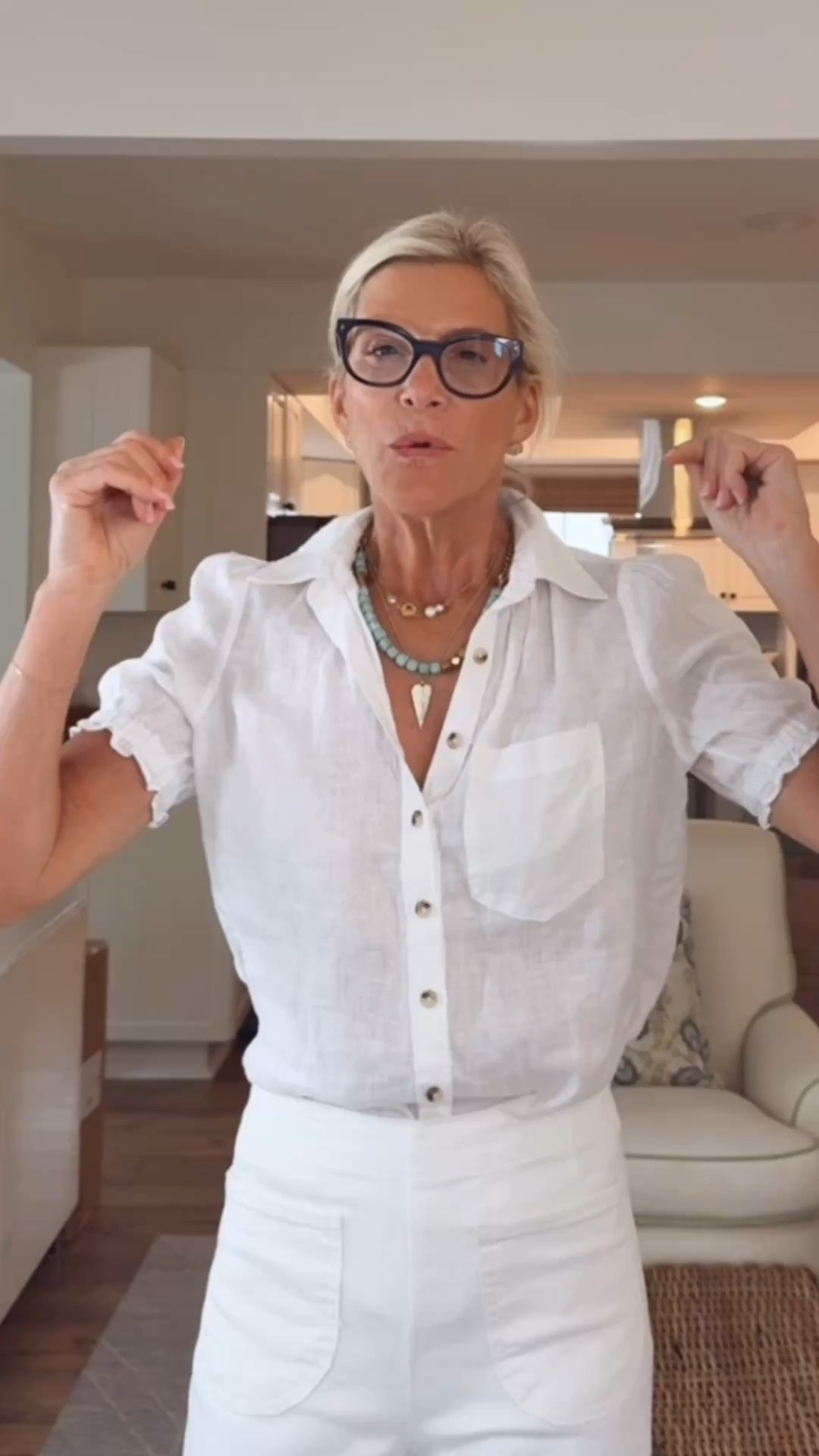Im wearing an XS 
Size up runs small
:-) use code ANGELA20 for 20% off this shirt thru 6/28 at 11:59 at Anthro

Basic white button-down, white shirt for summer