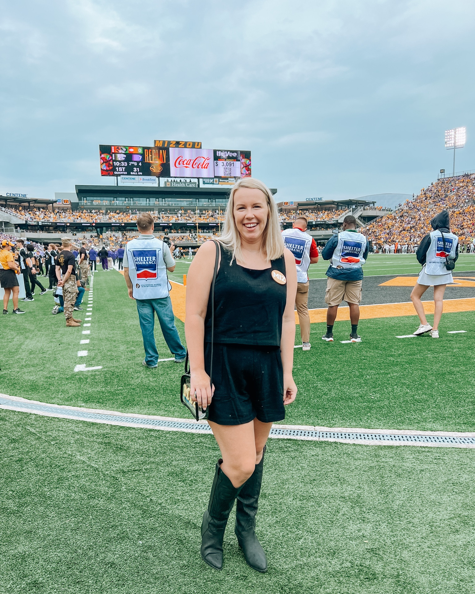 Gameday outfit today! Simple game day outfit inspo perfect for Mizzou football games or any other school with black as one of their team colors! 

#LTKSeasonal #LTKstyletip #LTKfindsunder50
