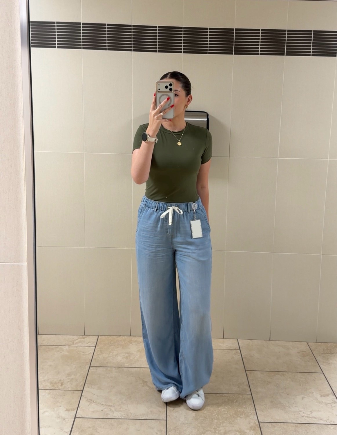 Halara Jeans (that feel like sweatpants)

#LTKdayinmylife #LTKgrwm #LTKSeasonal