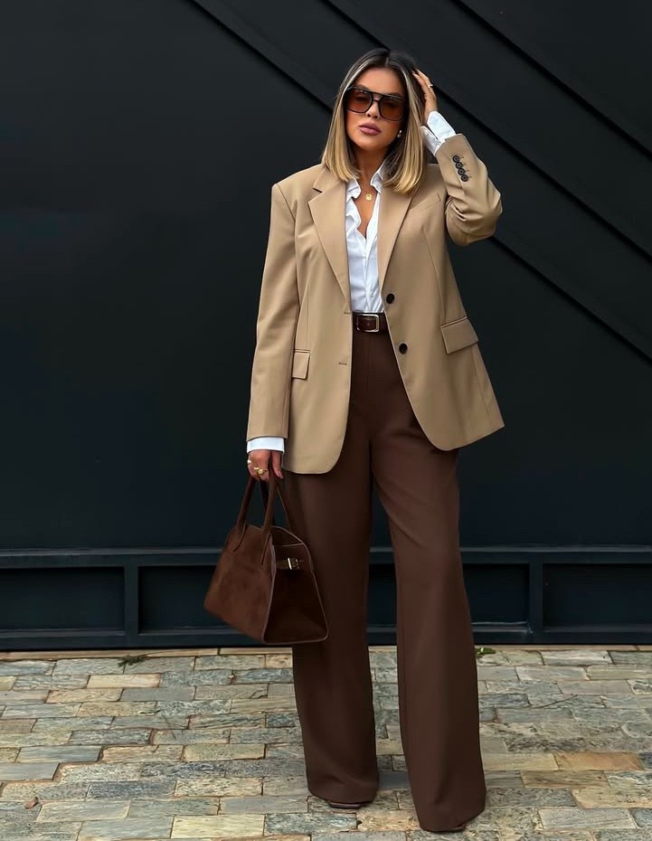 Dark brown pants 
White button down 
Khaki blazer 
Dark brown suede bag 

#LTKPetite #LTKWorkwear #LTKStyleTip