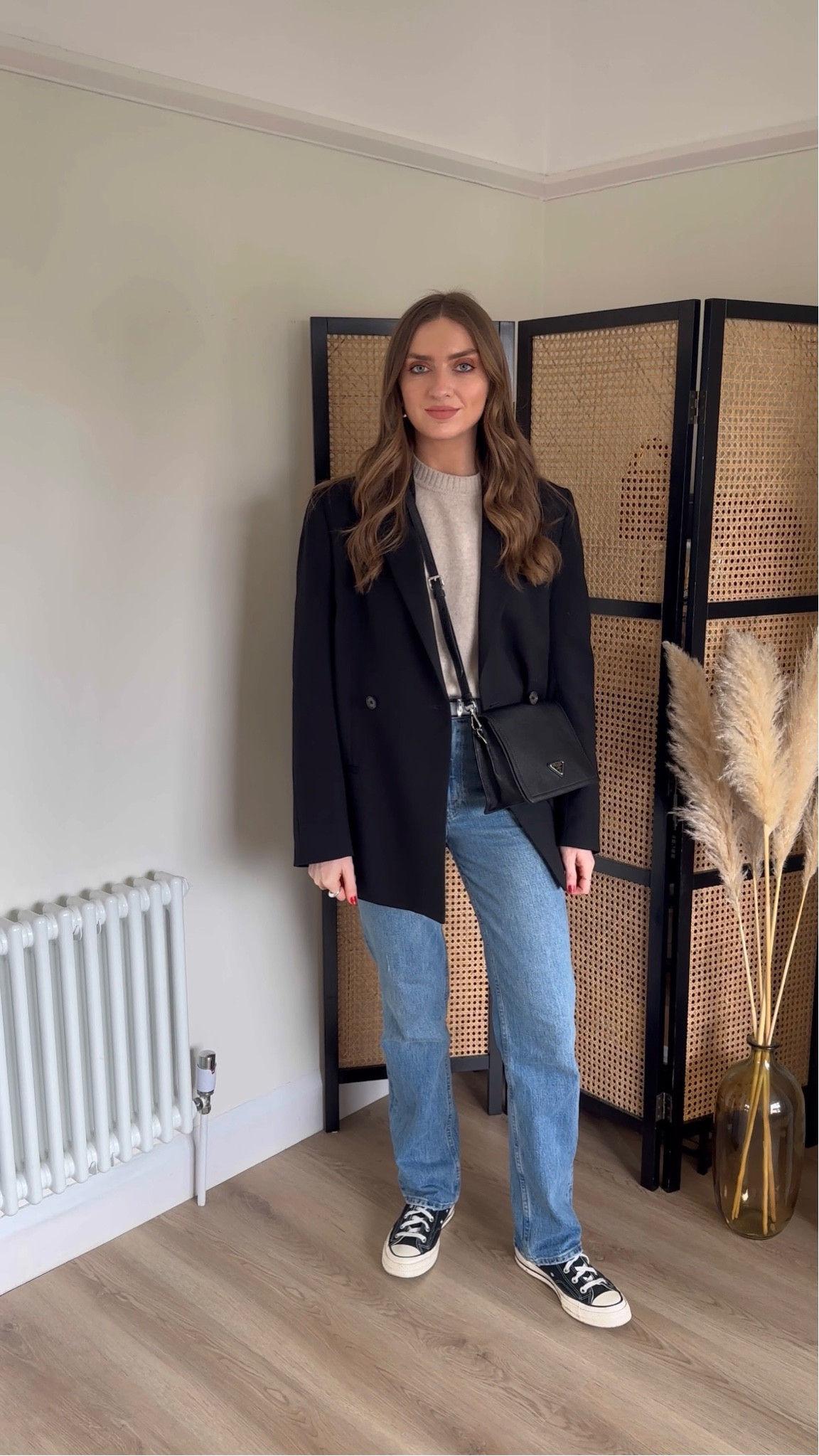 Styling the hardest working item in my wardrobe from last month…

Small in the & Other Stories Boxy Cashmere-Blend Jumper

26Reg in the Abercrombie ultra high 90s straight jeans in ‘medium’ 
Store Item: 155-555-2982-278
Web Item: 311431/155-2644-2982-278
Im  5ft 6 for an idea of the length

34 in the Toteme black blazer

Converse chuck 70 hi-top trainers







Smart casual outfit, blue jeans outfit, capsule wardrobe

#LTKeurope #LTKstyletip #LTKSeasonal