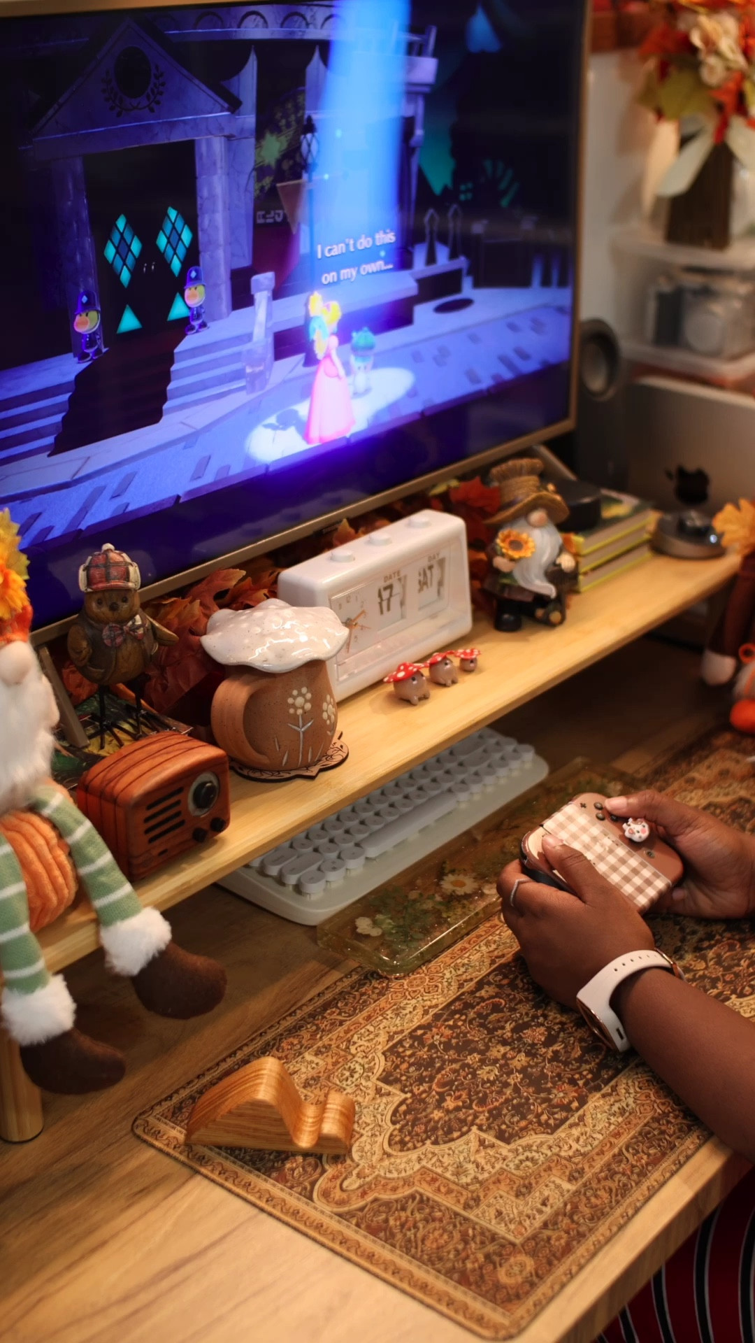 Autumnal desk setup #autumn #autumnal #desksetup #cozydesk #cozydesksetup 