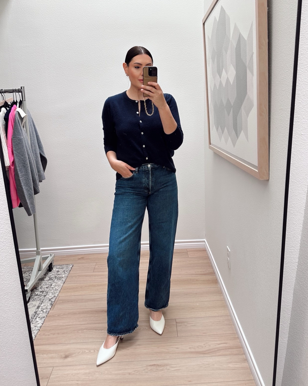 My purchase from @Quince this month! 

This is my favorite cardigan. It's 100% cashmere for under $100! I'm in the large, for a looser / longer fit. But overall it fits TTS. 

I'm in the large of the silk camisole and it fits relaxed / long enough for my long torso. I'm in the 10 of the pants.  

 