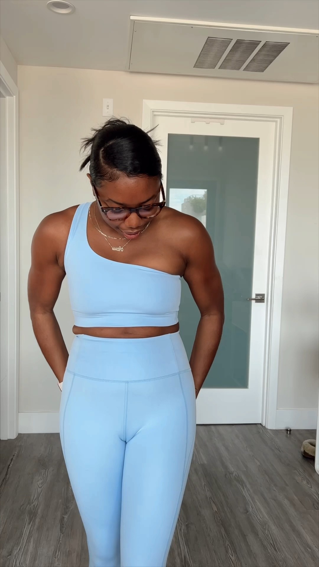 My absolutely fav workout set from Girlfriend Collective 🤩. Love that the material is sustainable with 10/10 quality!
Bra (S)
Leggings (M)

#LTKstyletip #LTKfit