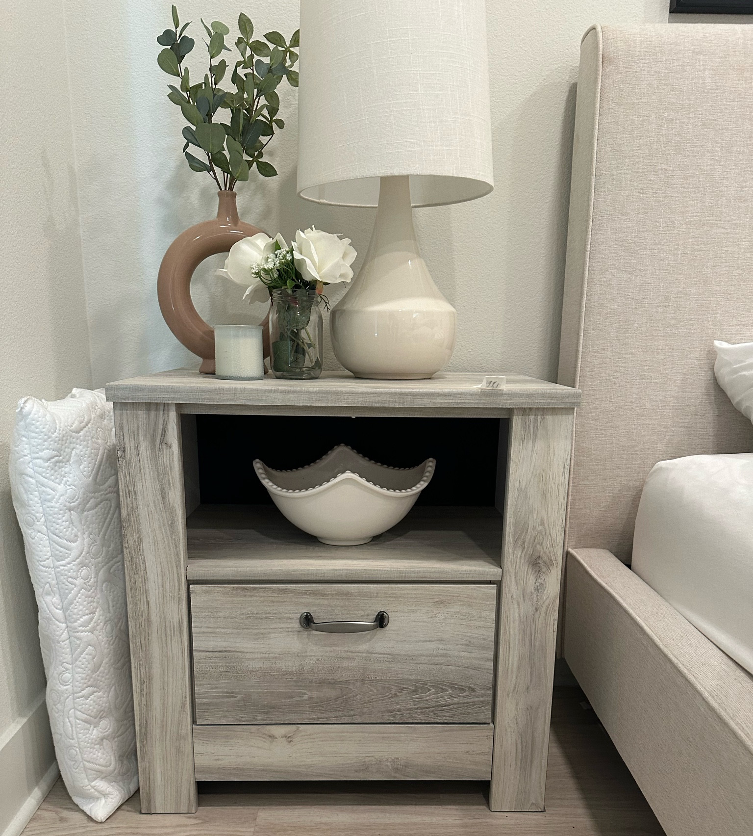 ignore my extra pillow on the side😂🫶 love these bedside tables & lamps! 

#LTKstyletip #LTKhome