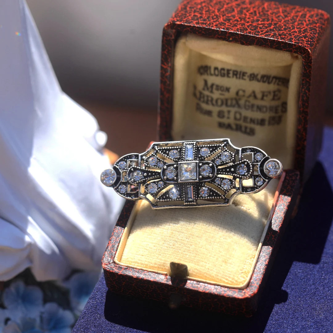 Superbe Broche Art Déco Argenté Géométrique Ovale Ovale Strass Blanc Vert Emeraude Great Gats... | Etsy (US)