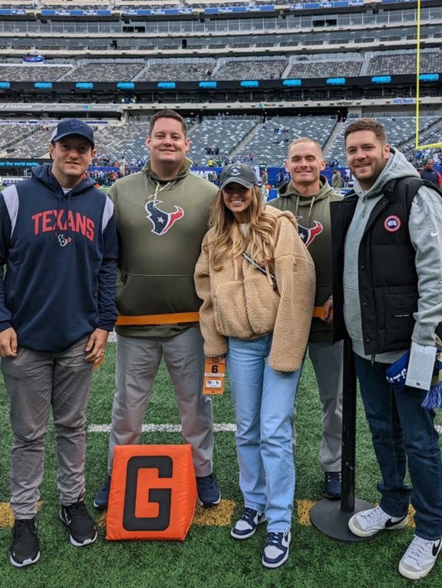 Football game day outfit 🏈 linked similar Alo Sherpa jacket and jeans to wear with dunks/sneaks  wearing size 25 
Nike dunks

#LTKshoecrush #LTKstyletip #LTKSeasonal