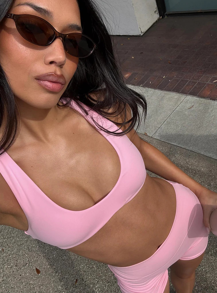 Pulse Active Halter Crop Pink | Princess Polly US