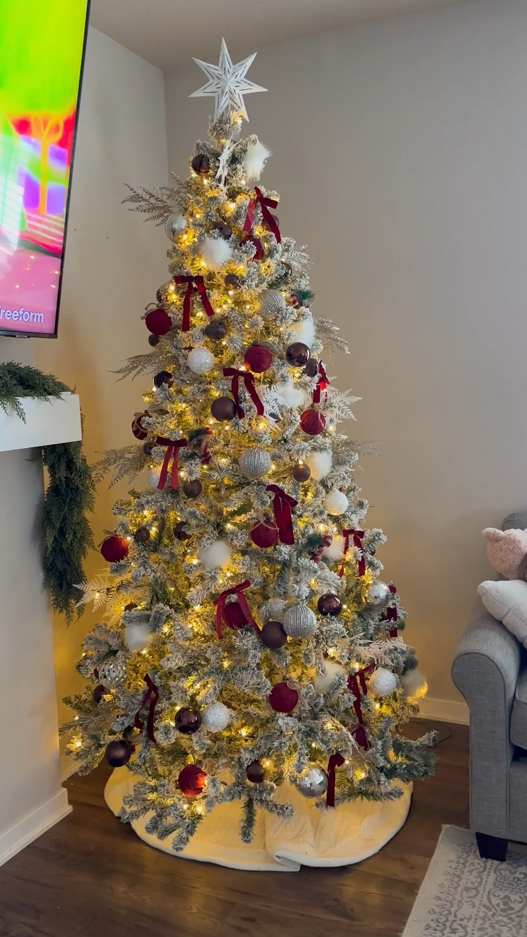 The cutest velvet red bows for your Christmas tree! Plus, you can’t beat the price! 

#LTKSeasonal #LTKHoliday #LTKFindsUnder50