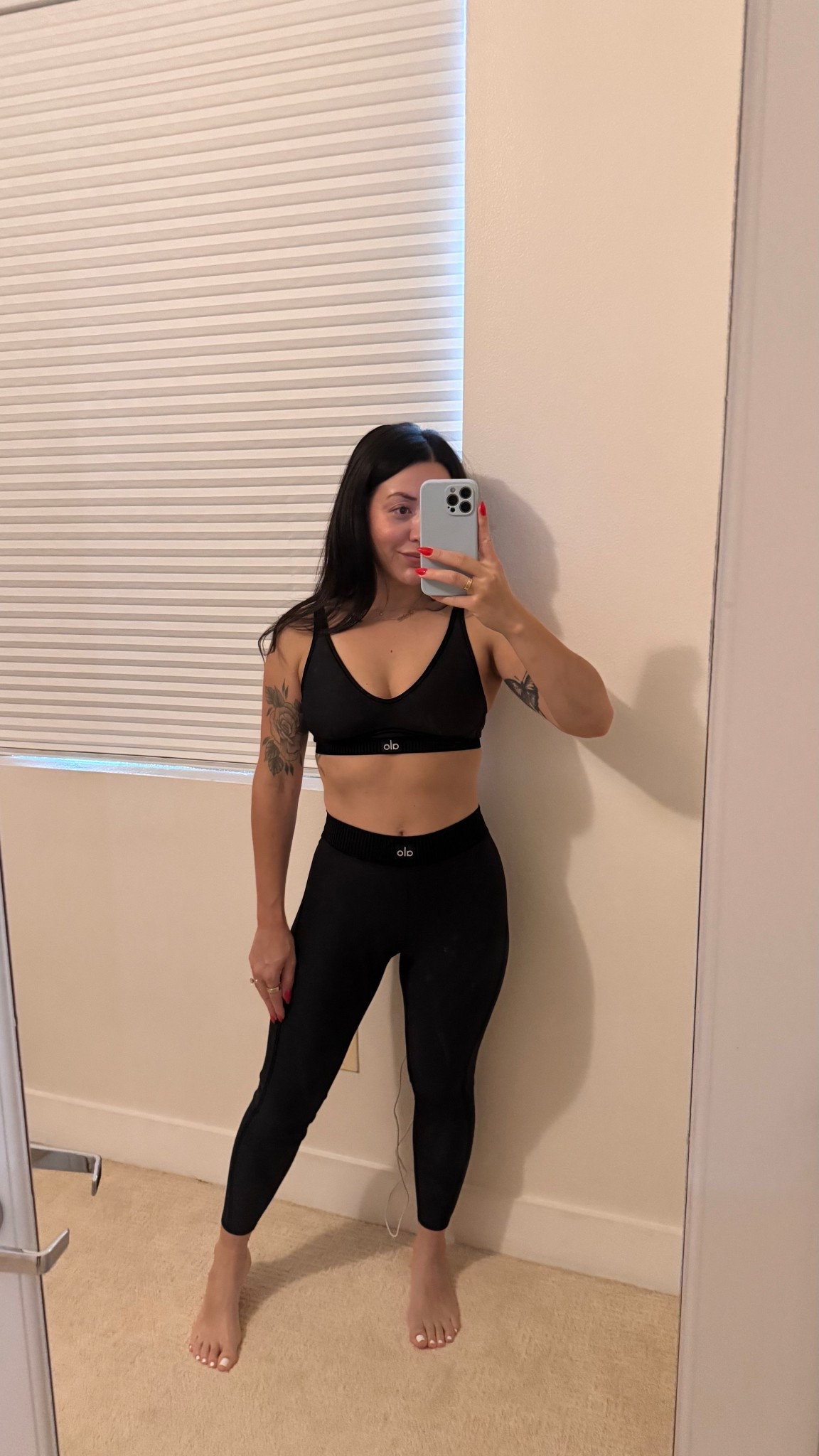 The perfect base for any look — this Alo set goes from errands to coffee dates in seconds ☕️

Dress it up, dress it down… always a win.

#LTKStyle #AloYoga #LTKOutfit #OOTDInspo #LTKFinds #AthleisureStyle #EverydayOOTD #EffortlessStyle #LTKFashion #CasualChic

