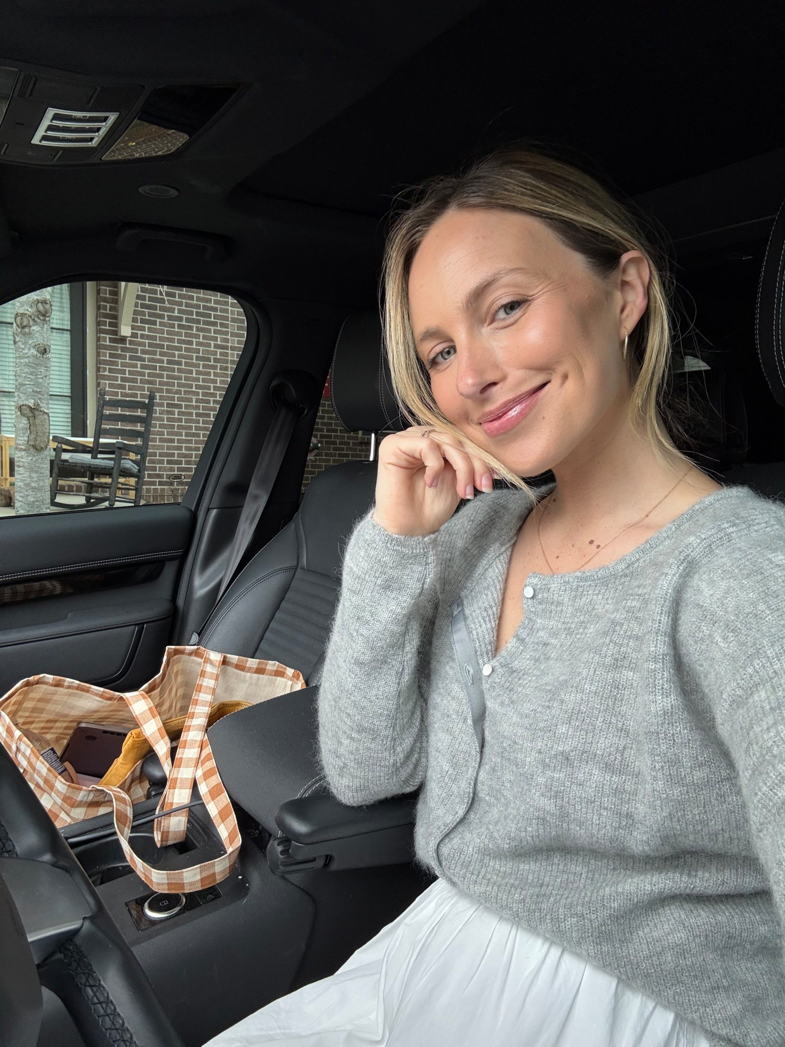 The QUALITY of these pieces you guys!!! 
wearing a medium in both! 🤍