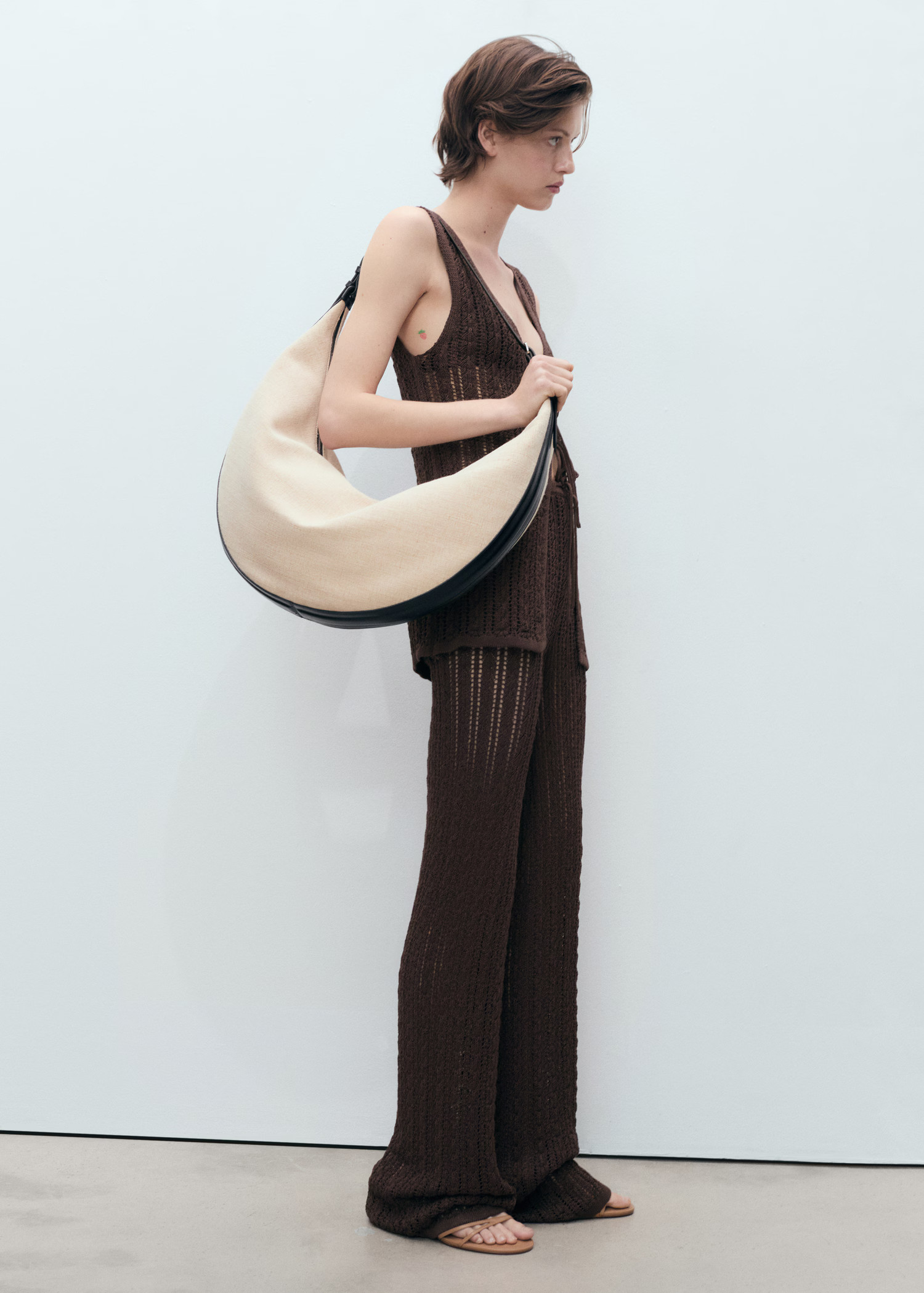 Straight-fit openwork knitted trousers - Women | MANGO United Kingdom | MANGO (UK)