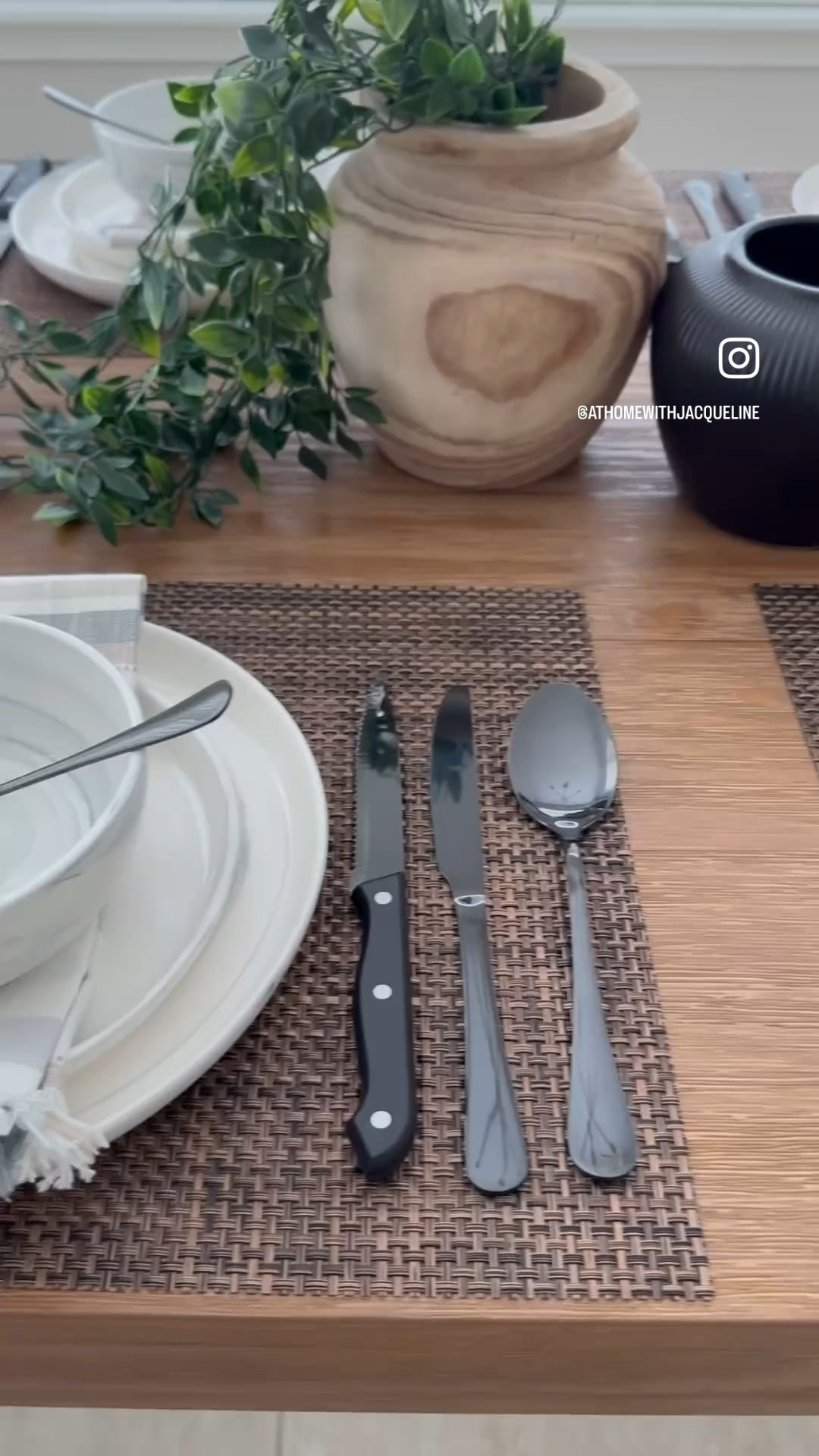 Added all warm tones to my table setting. 

Want links? Follow me and comment SHOP

Warm | Cozy | Table Setting | Fall | Autumn | Home Styling | Fall Feels

#myhousebeautiful #warmhome #falldecor #modernrustic #shopltk #cozyhome 

#LTKHome #LTKFallSale #LTKSeasonal