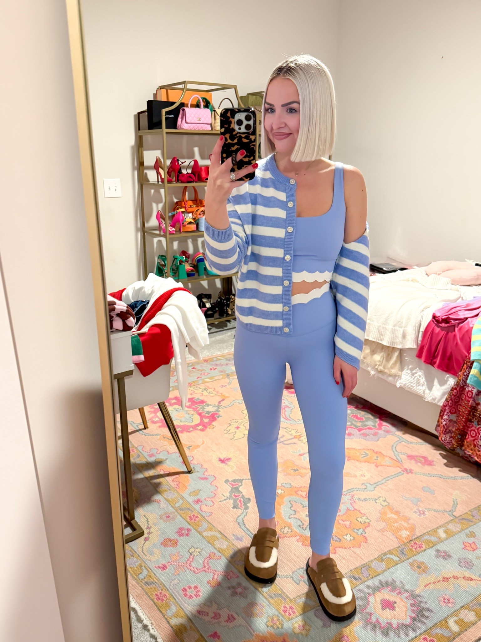 Scallop trim workout set / scallop trim leggings / scallop trim sports bra / Pilates outfit / lagree outfit 
Top: small
Bottoms: XS
Cardigan: XS 

#LTKFindsUnder50 #LTKfitnessgoals #LTKActive