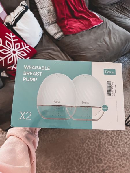 Wearable concealed breast pump great reviews on Amazon on sale!! Almost 50% off