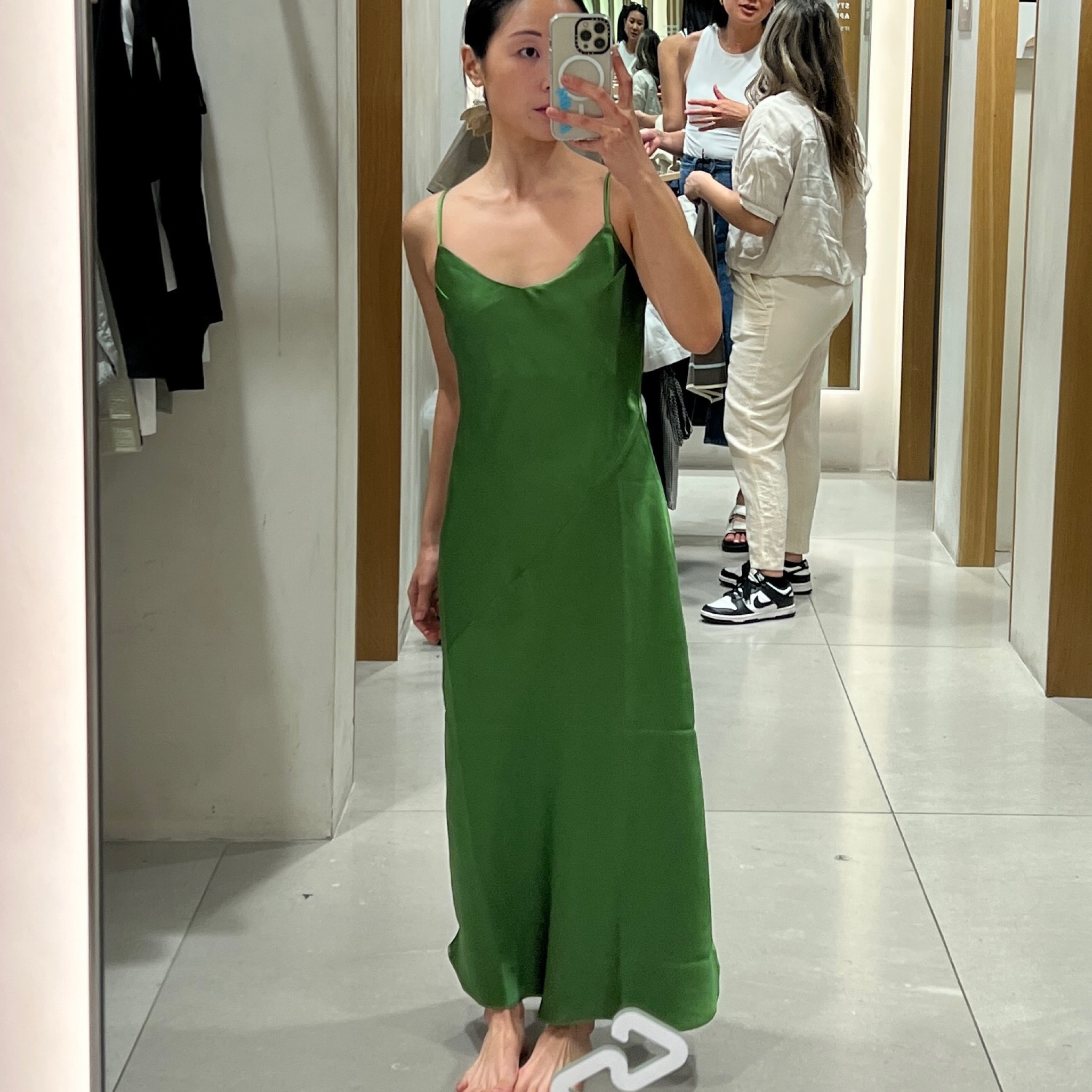 attention short girls!!! perfect petite dress. i'm 4'11" and wearing size XS 

#LTKSeasonal #LTKstyletip #LTKunder50