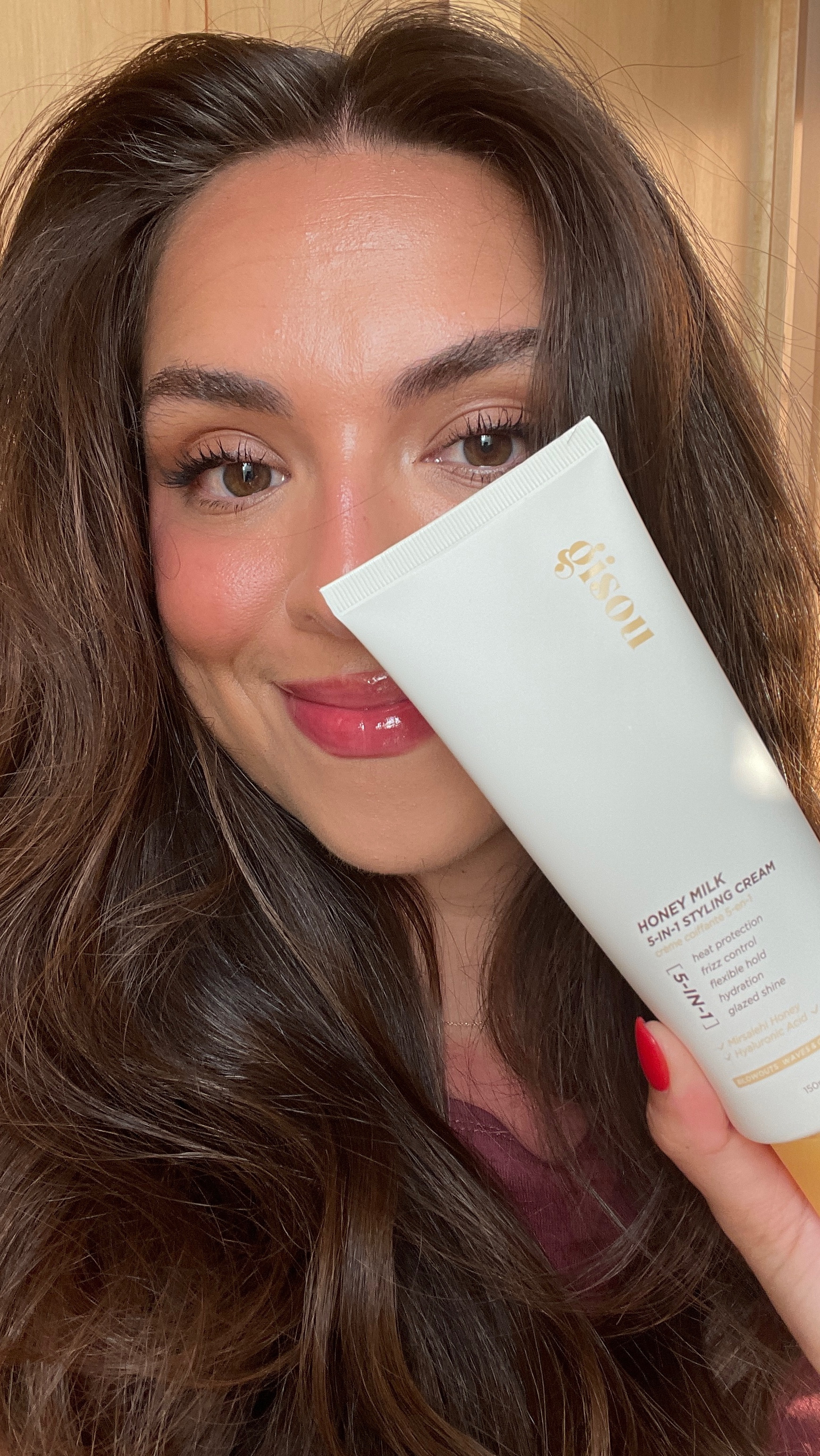 I've gotten a few questions about how l get my hair so shiny and bouncy! This is the Gisou Honey Milk 5 in 1 styling cream and I'm IN LOVE. my hair has never looked better!!
#gisou #hairproductreview #hairproductsyouneed #hairtok #hairstyle #hairstyletutorial #hairtutorial #hairtutorials #hairinfluencer #hairinspo #ugccreator #comfortcreator #beautycreator #haircontentcreator #haircontent #bouncyhair #bouncyblowout #bouncycurls
#90sblowout 

#LTKBeauty #LTKStyleTip #LTKFindsUnder50