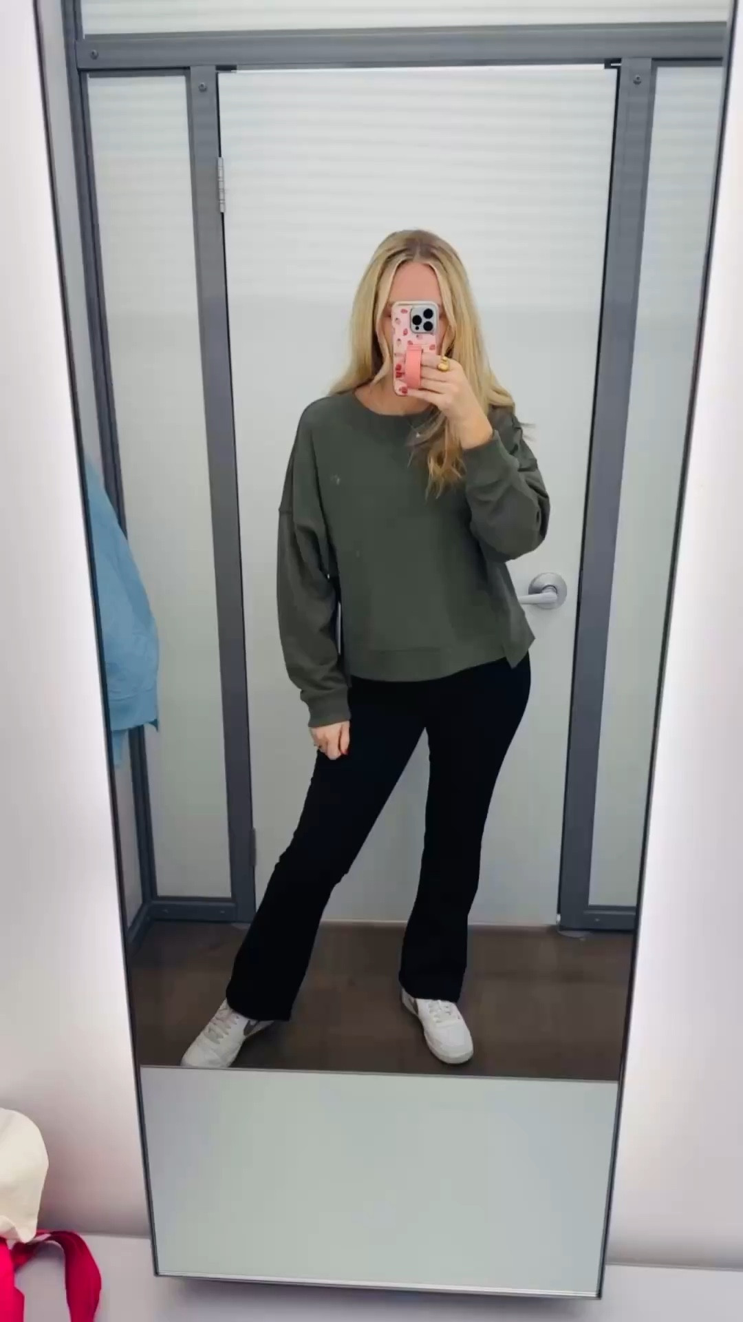 Walmart outfit on sale 🤍 the cozy aerie inspired pullover top starts at $9 right now and such a good everyday staple. These deals are limited-time and sizes are already selling out.

#walmartfashion #affordablefashion #budgetfashion #walmartdeals #momstyle

#LTKHoliday #LTKOver40 #LTKSaleAlert