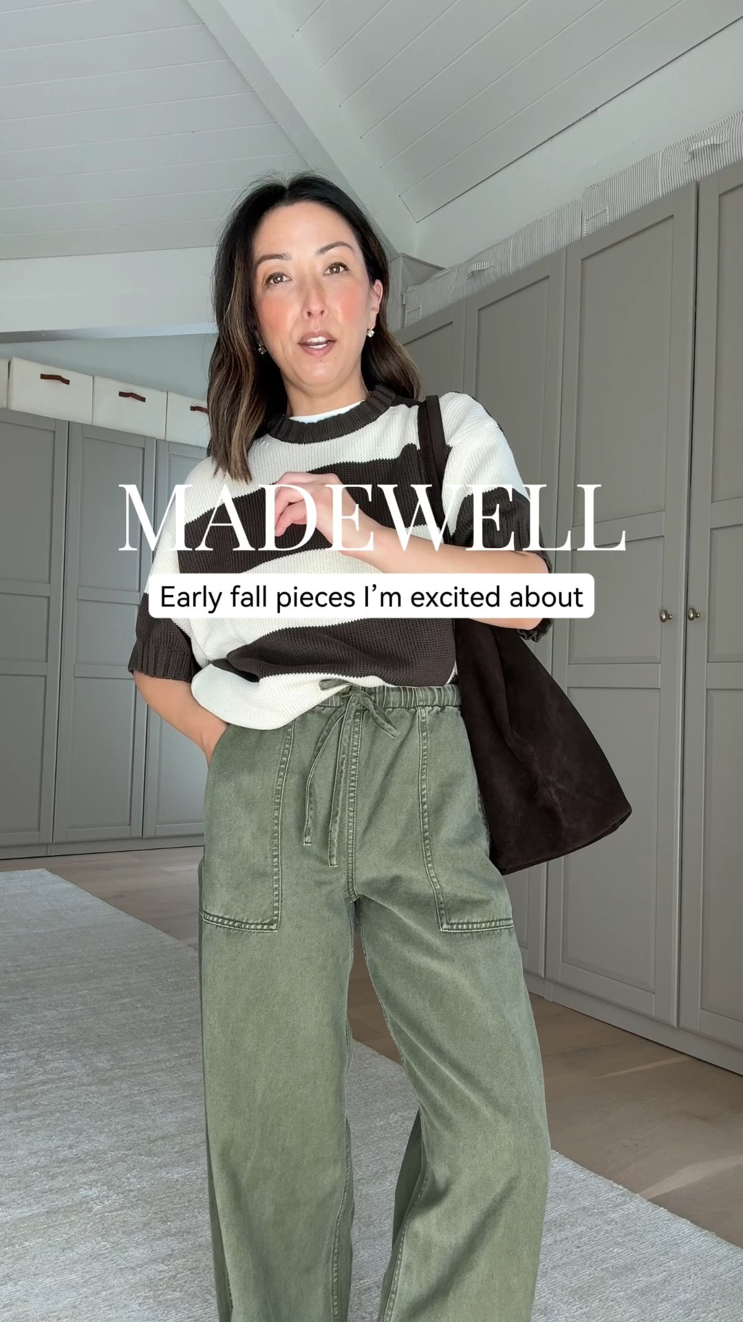 Such an easy early fall outfit. Love the cropped, boxy fit of this sweater and these pull-on barrels are so comfortable. The pants run a bit long on me, so I rolled them.

Sweater tee xs
Boxy crop tee xs
Pull on barrels xs
Shopper tote

#LTKmomlife #LTKPetite