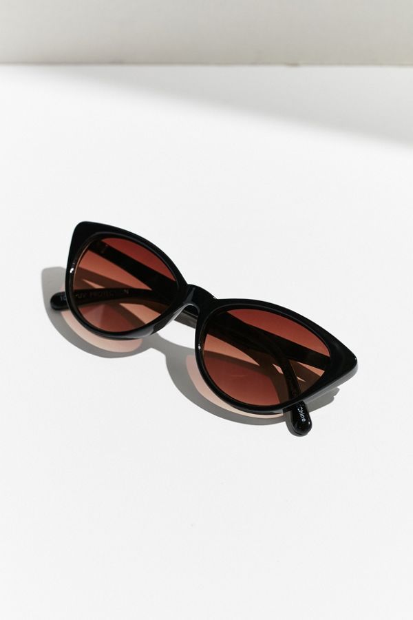Slim Retro Cat-Eye Sunglasses | Urban Outfitters US