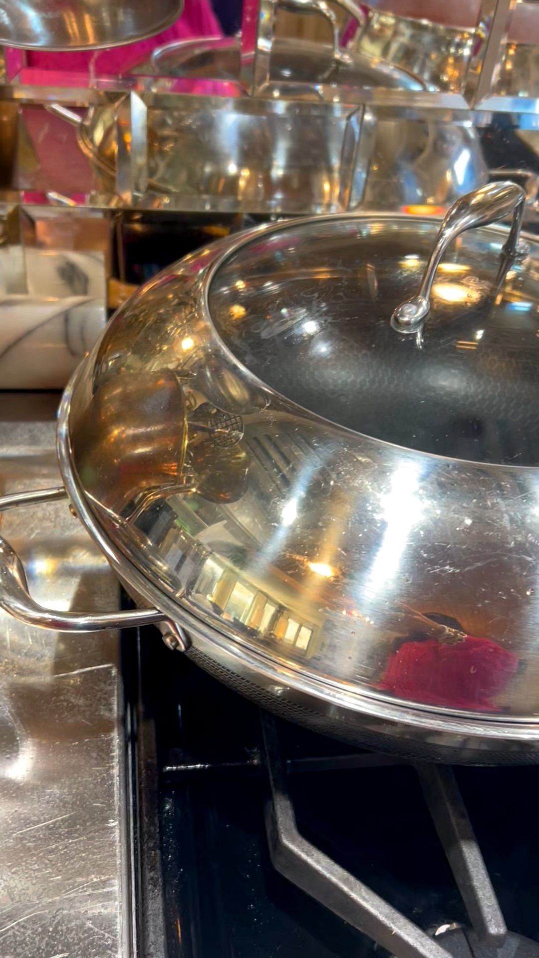 Hexclad wok | kitchen essentials 

#LTKmomlife #LTKHome #LTKfoodie