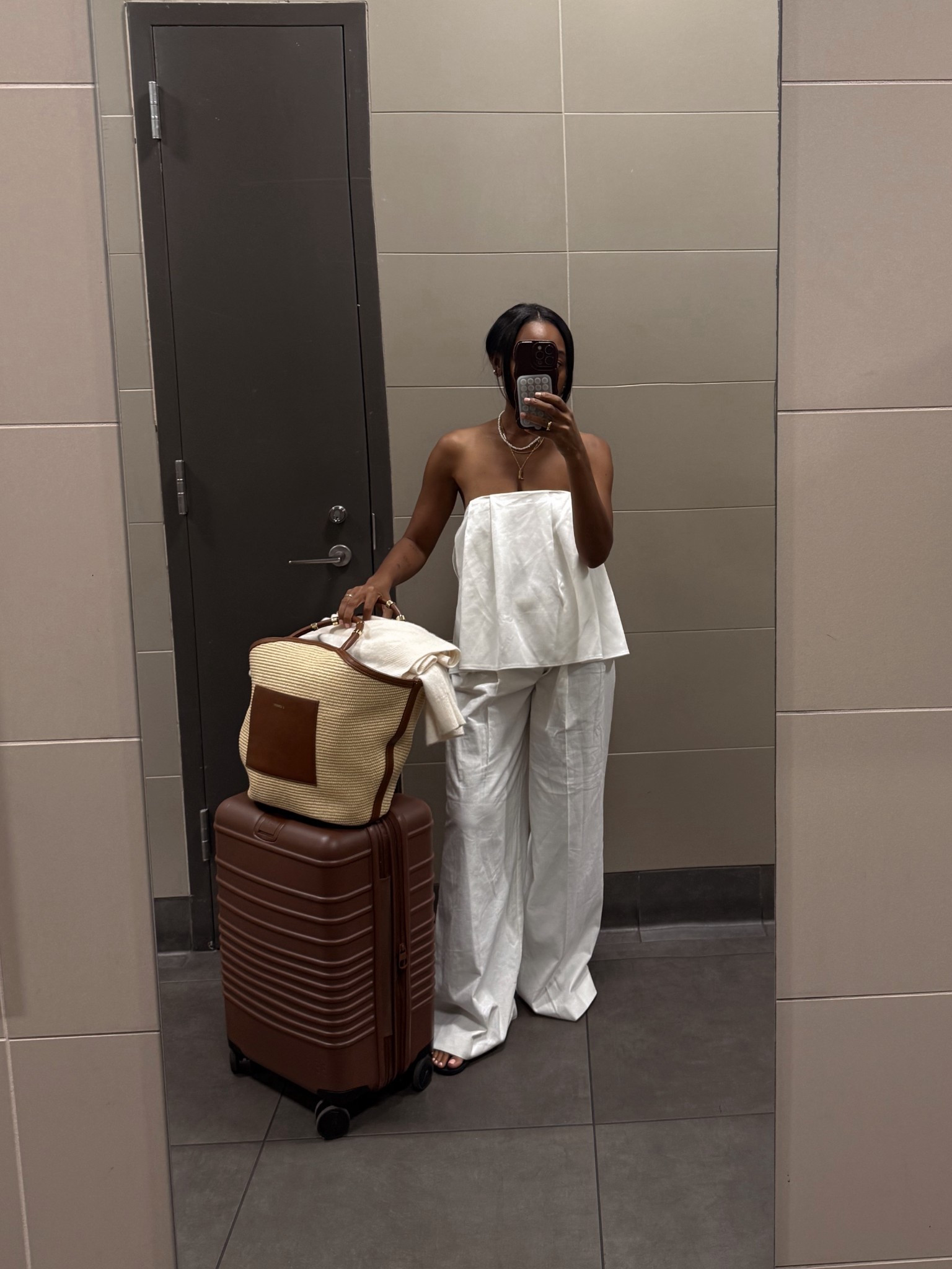 Travel outfit, suitcase

#LTKTravel #LTKItBag #LTKStyleTip