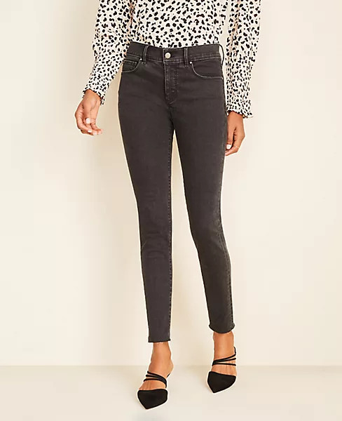 Frayed Sculpting Pocket Skinny Crop Jeans In Black | Ann Taylor | Ann Taylor (US)
