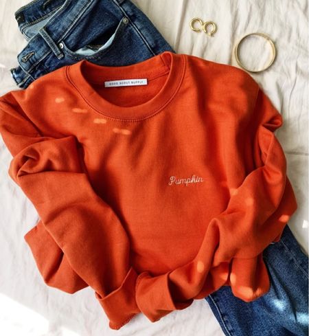 Cutest pumpkin crewneck sweatshirt
Fall fashion


#LTKstyletip #LTKunder50 #LTKSeasonal