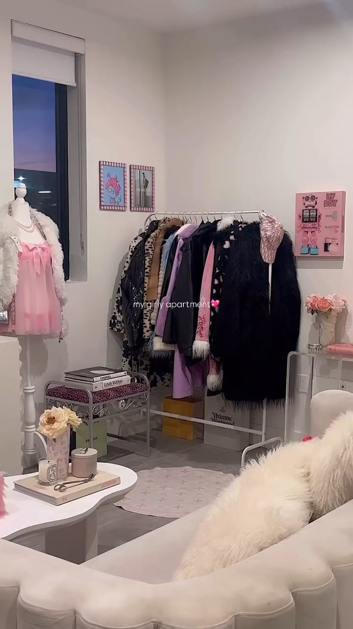 its giving girl🎀💗 

#LTKWatchNow #LTKHome #LTKU