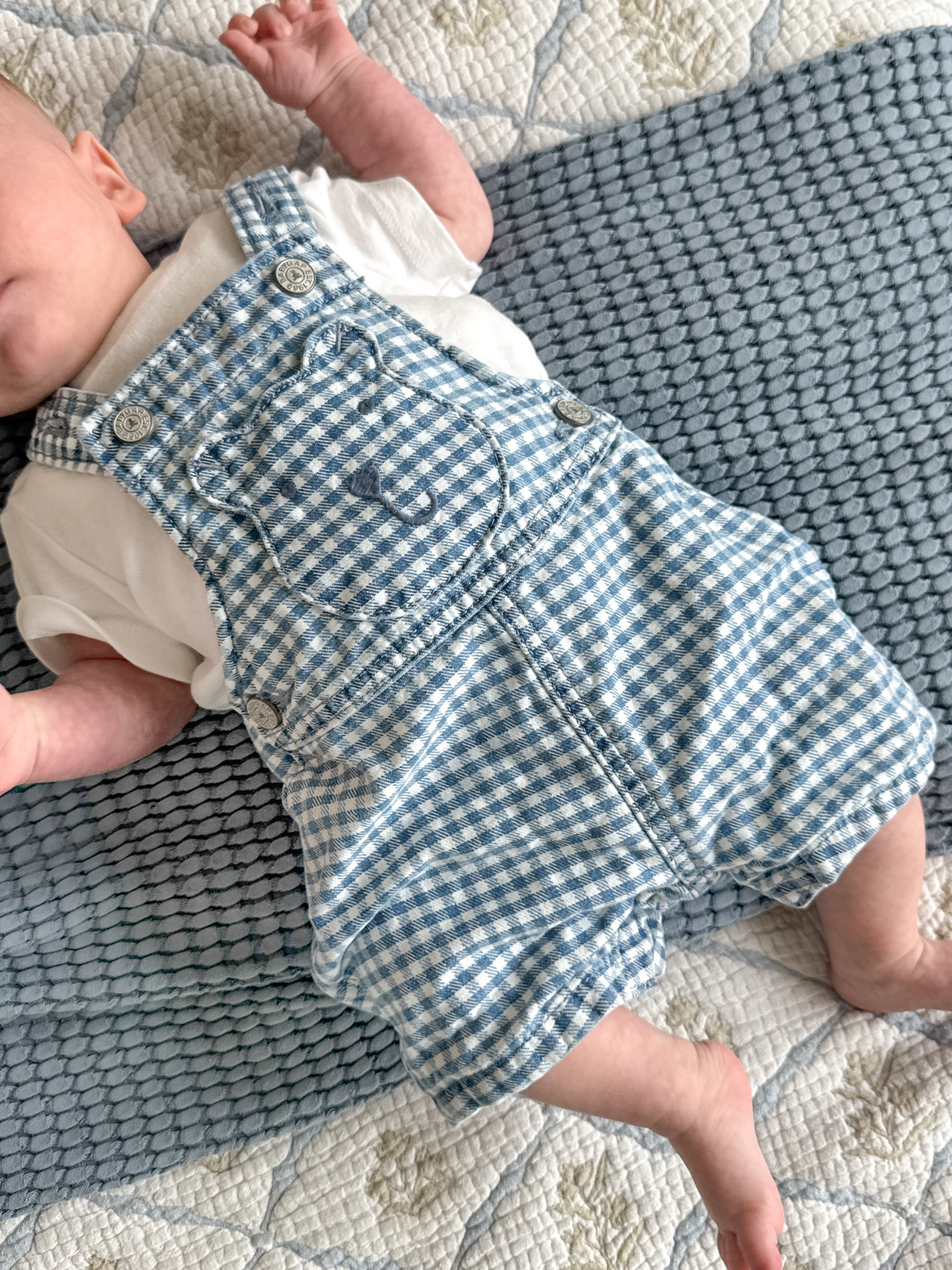 The cutest baby outfit! My son is 3 months and I have been loving shopping for cute baby boy clothing for summer! This one is a cute affordable find 🩵👶🏼

Old navy baby, baby gap, baby clothing, baby finds, nordstrom, amazon