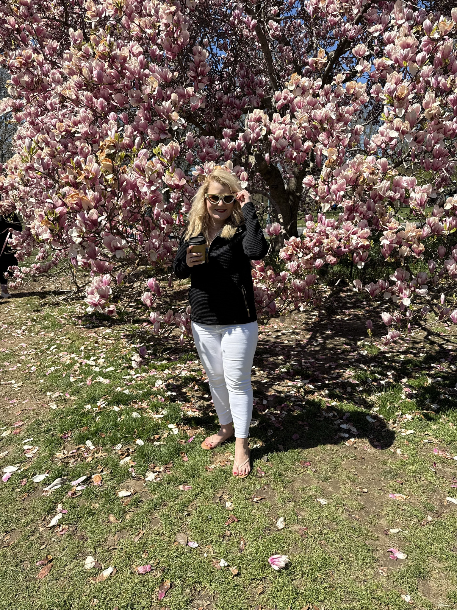 Tuesday ootd. Effortlessly chic but comfy while looking at the cherry blossoms. 

#LTKPetite #LTKActive #LTKootd
