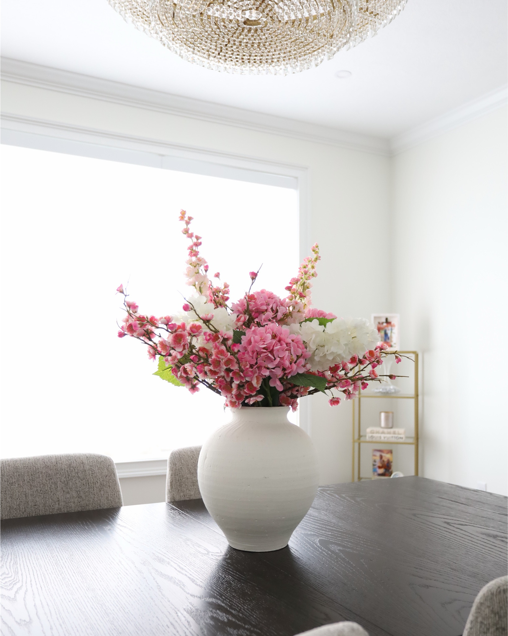 Made my perfect spring centerpiece after watching all the video reviews of the most realistic and beautiful faux florals! I’m
obsessed! 

#LTKHome #LTKSeasonal