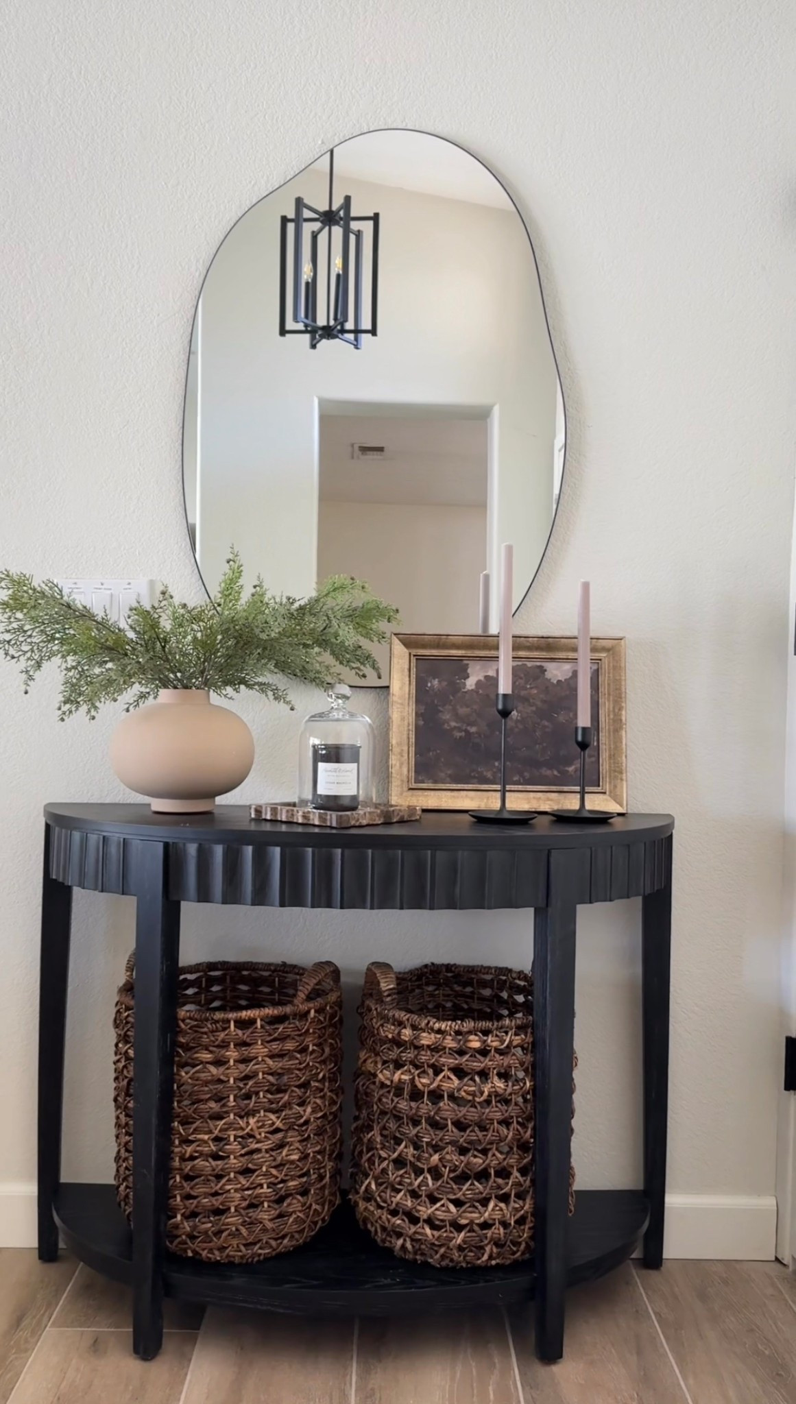 Only $64 til tonight!! 
Give your entryway a modern, artistic touch with the Wrought Studio Denzelle Irregular Wall Mirror — the perfect statement piece to open up your space and add effortless style. I have it over my entryway table and love how it instantly elevates the look! 

Today is the LAST day to shop it on major sale during the Wayfair Way Day event. 


#Wayfair #WayDay #WayDayDeals #WayfairFinds #EntrywayDecor #WallMirror #ModernMirror #HomeDecorInspo #MirrorDecor #FurnitureSale

#LTKSaleAlert #LTKFindsUnder100 #LTKHome