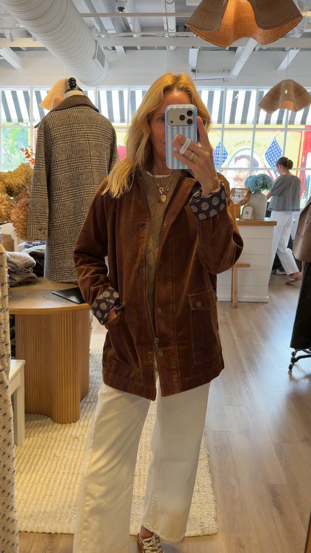 Keep thinking about this corduroy barn jacket

#LTKgrwm #LTKootd #LTKdayinmylife