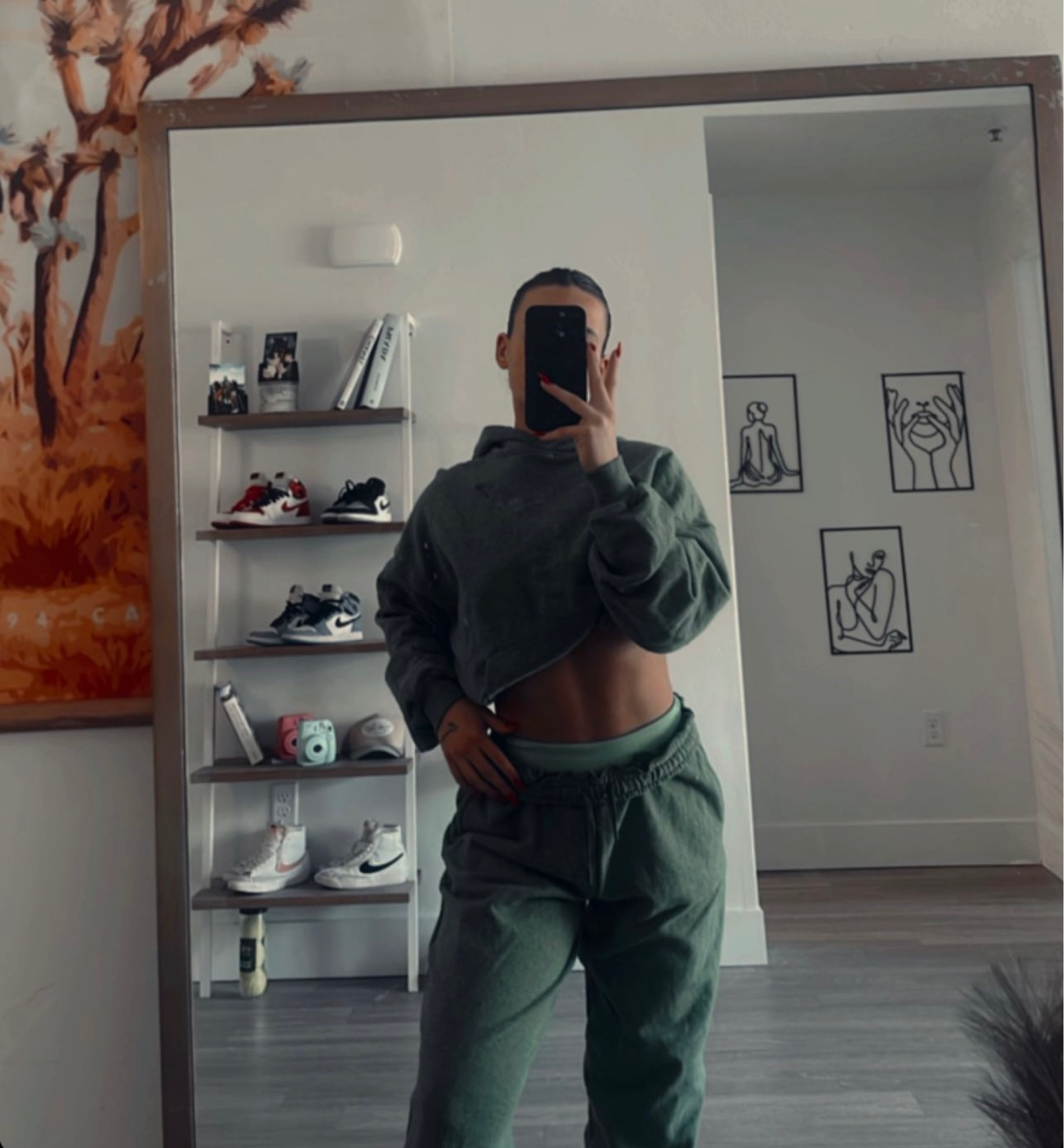 Rest day sweatsuit. Color 10/10. 

#LTKfit #LTKstyletip