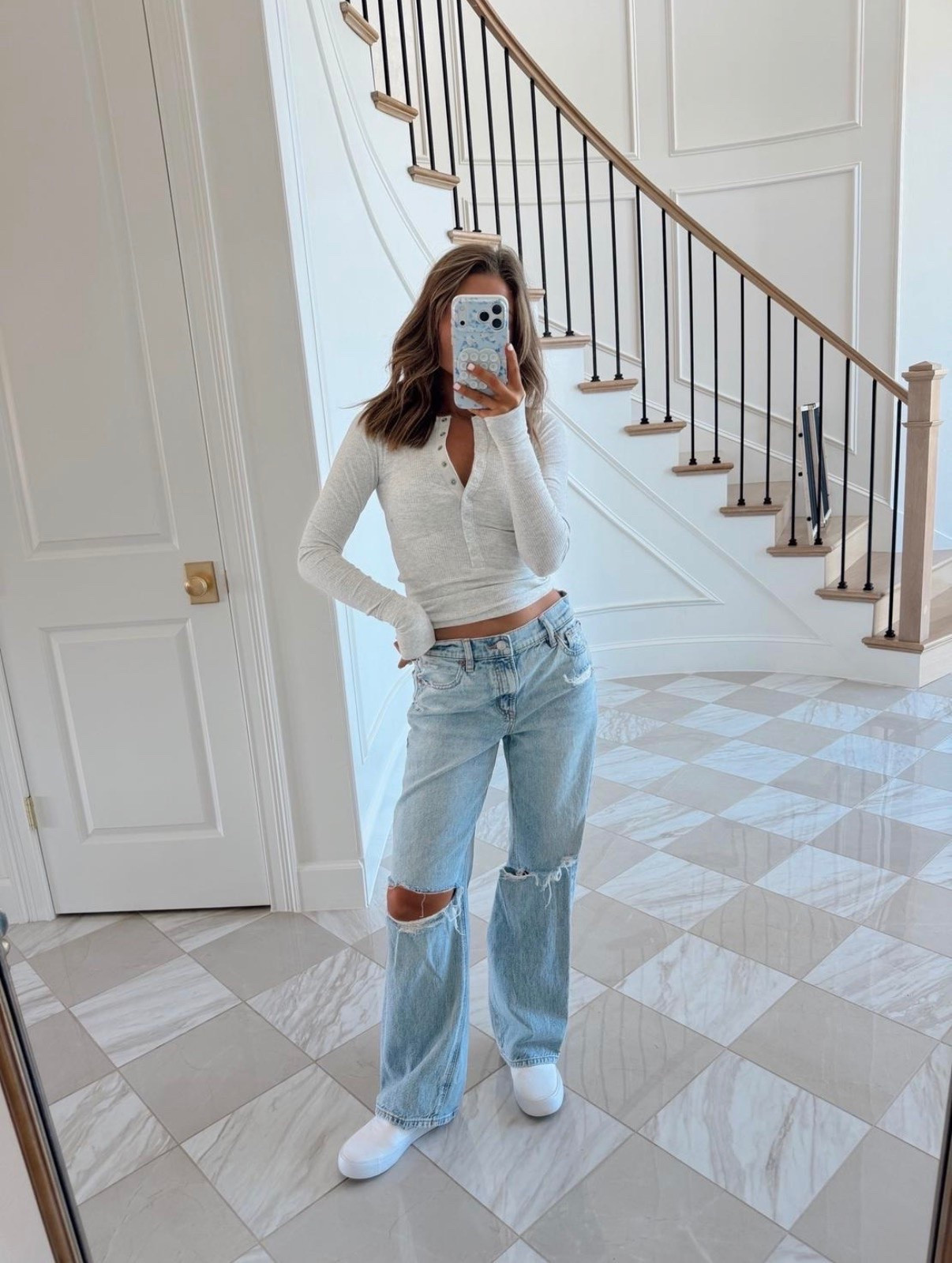 Fall outfit roundup with some of my recent favorites pieces from @American Eagle Outfitters @Aerie


#ootd