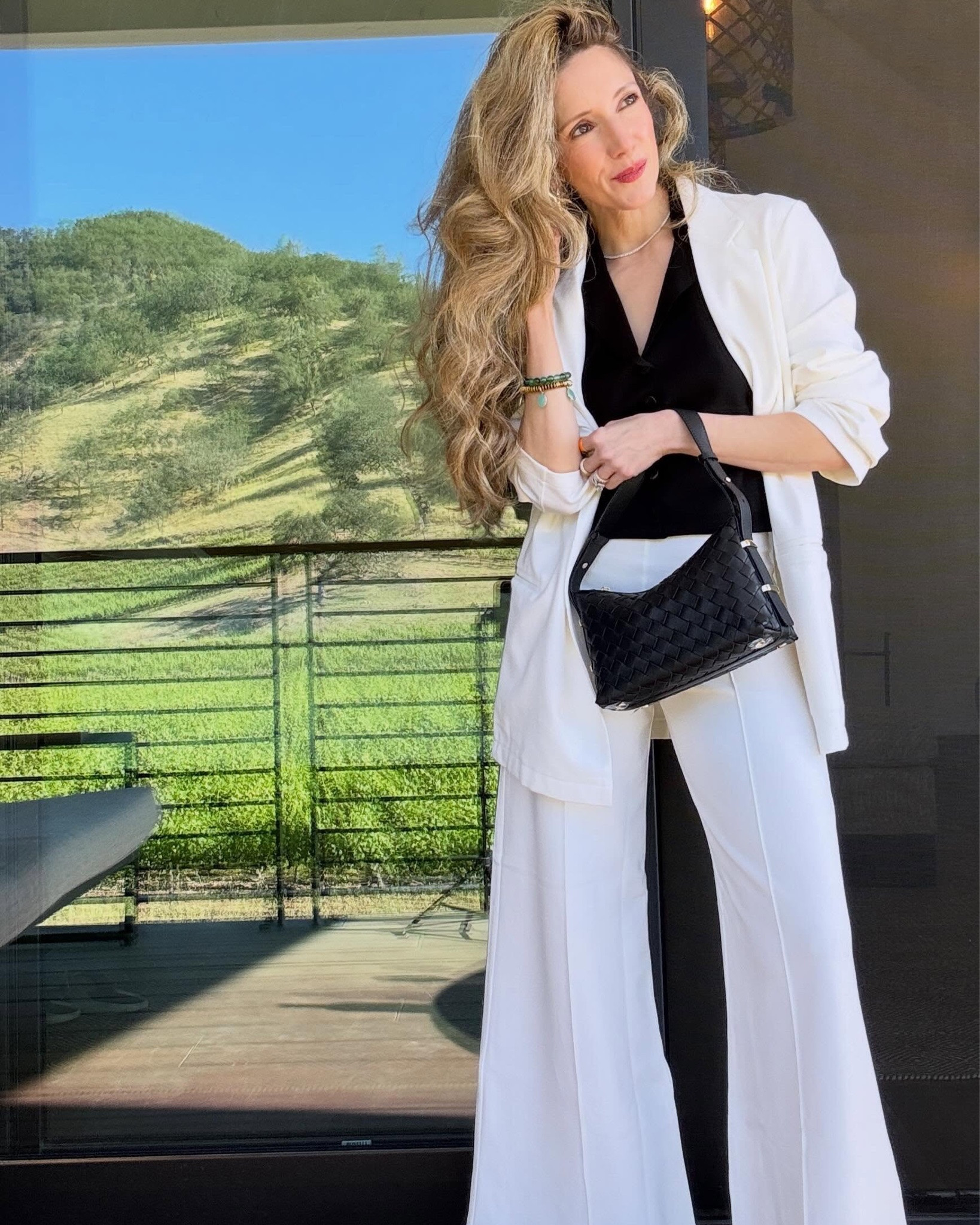 Seamless transition from coffee to wine kinda day! 🍷

Comment shop to shop my look 
#summerstyle #90s #elegant #wine #fashiondaily