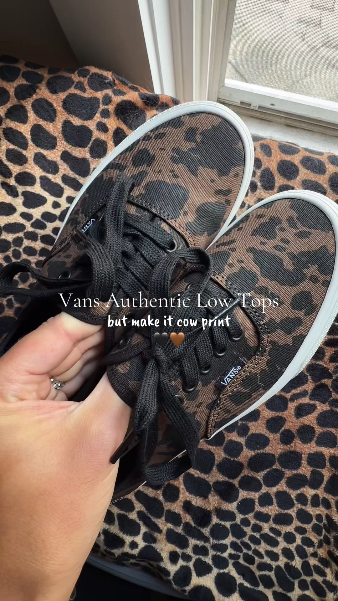 Vans authentic low tops in COW PRINT 🤩🤎🐄✨ #VANS #vansshoes #sneakertok #cowprint #vansgirl

#LTKootd