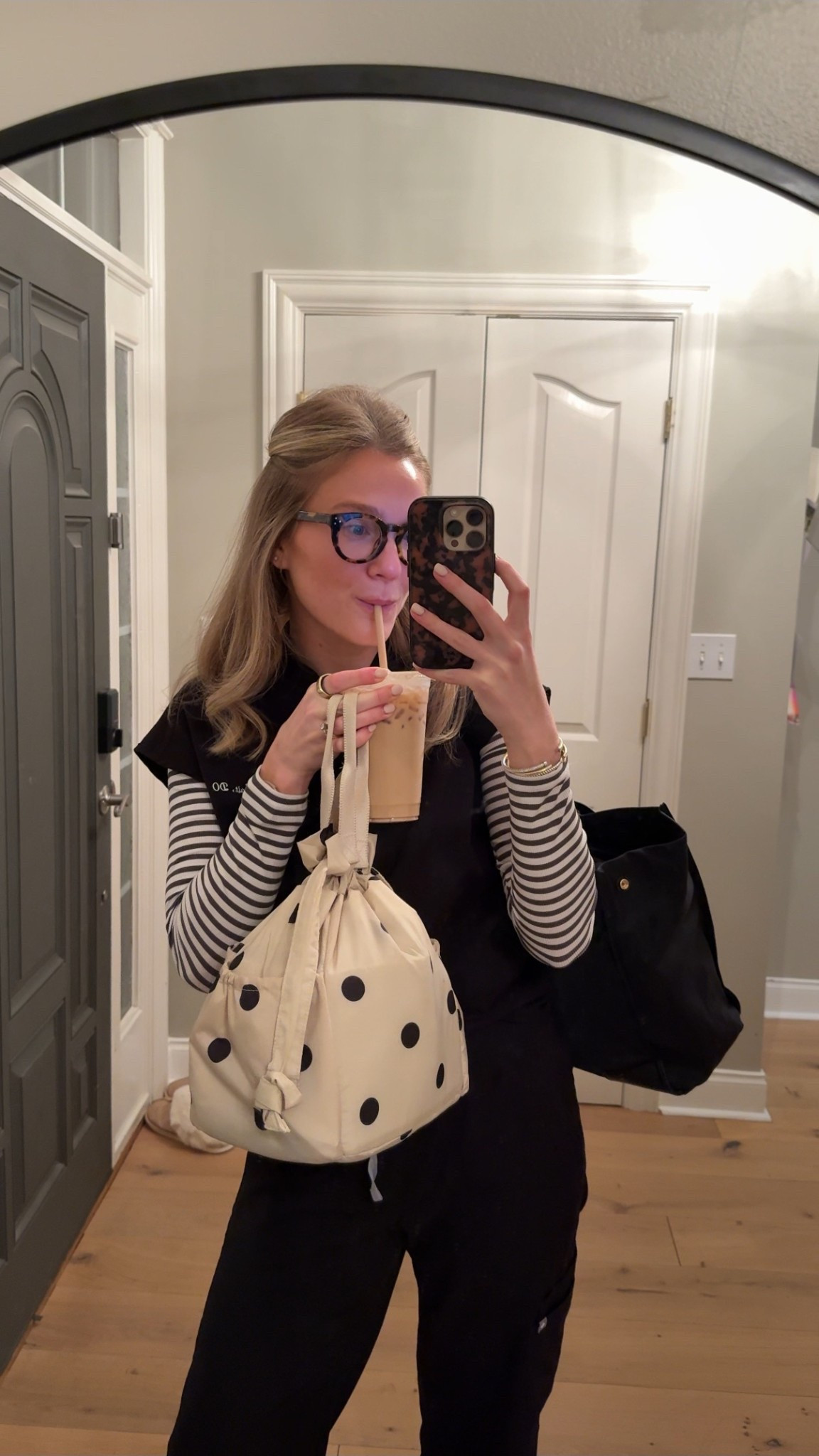 OOTD for the hospital! 

#LTKvlog #LTKootd #LTKdayinmylife