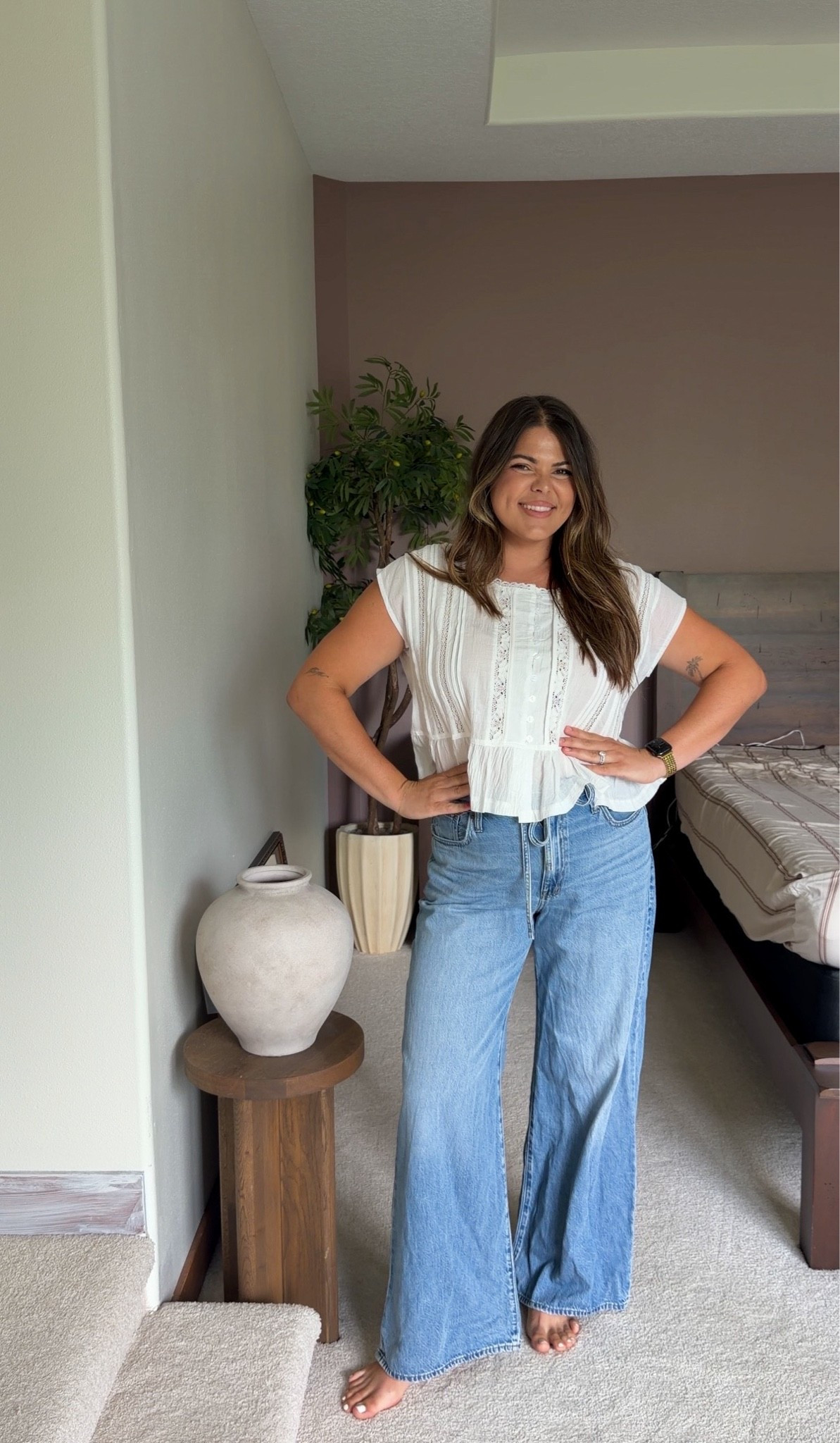 Casual ootd! Wearing these tie waist @Madewell  jeans that have been a lifesaver postpartum in size 32 and this flowy white top from @amazon size XL

Midsize, size 12, size 14, mom style, curvy outfit
