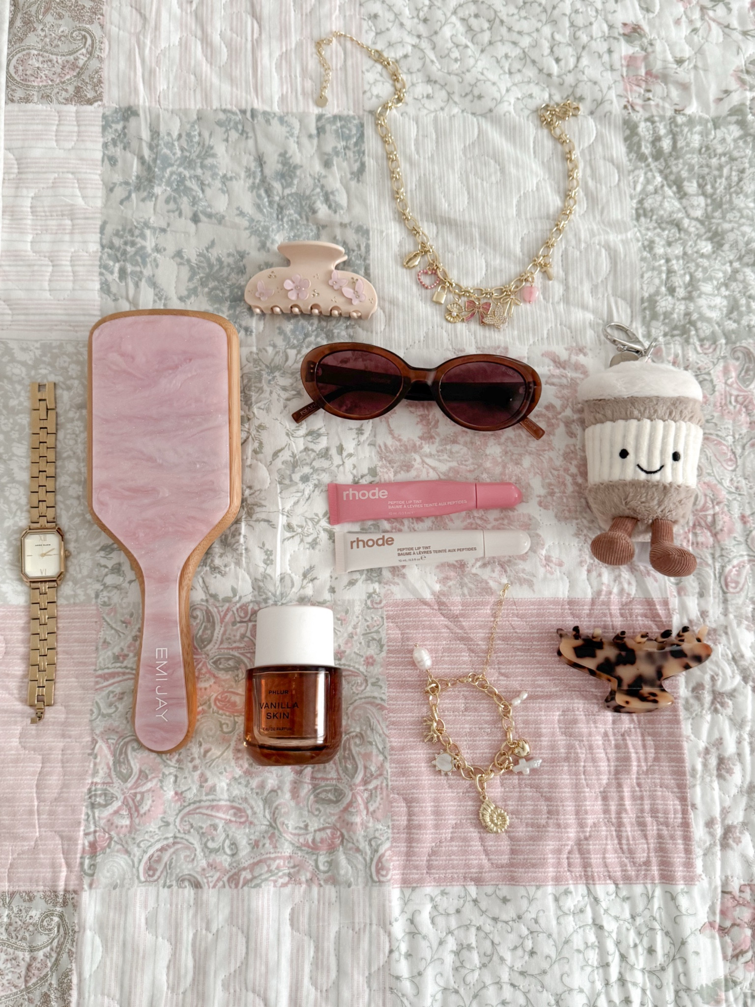 Charm necklace & bracelet is from shopglowinggrace.com 💗