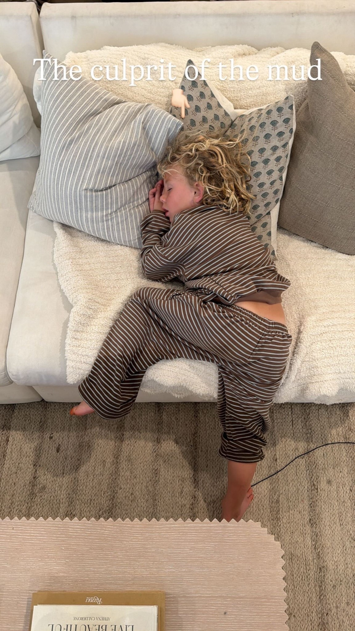 The culprit of the mud 
👇🏻
Kamp wearing Fostered Collectionn 