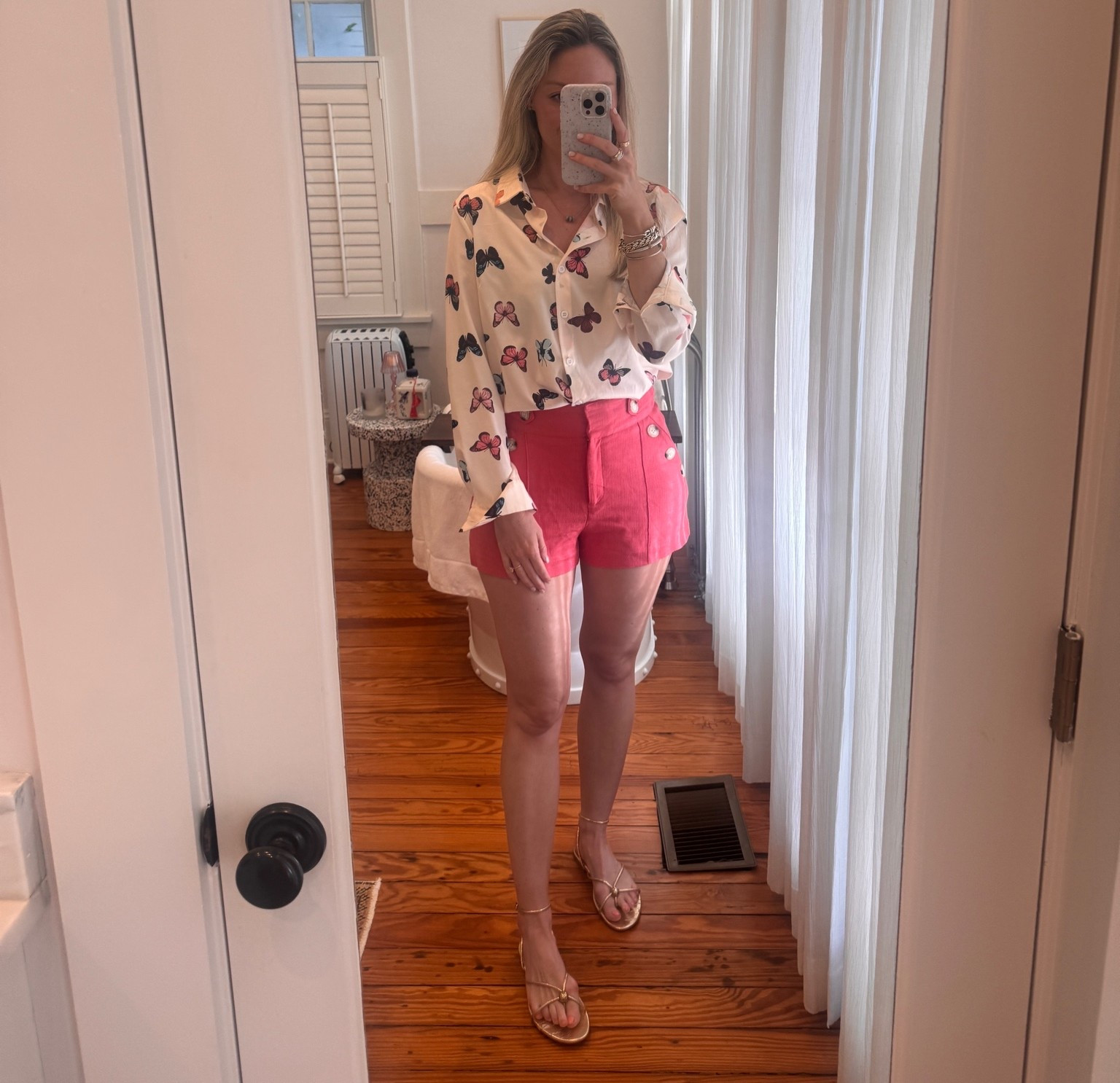 #ootd 🦋 🌺

#LTKootd #LTKSeasonal #LTKgrwm