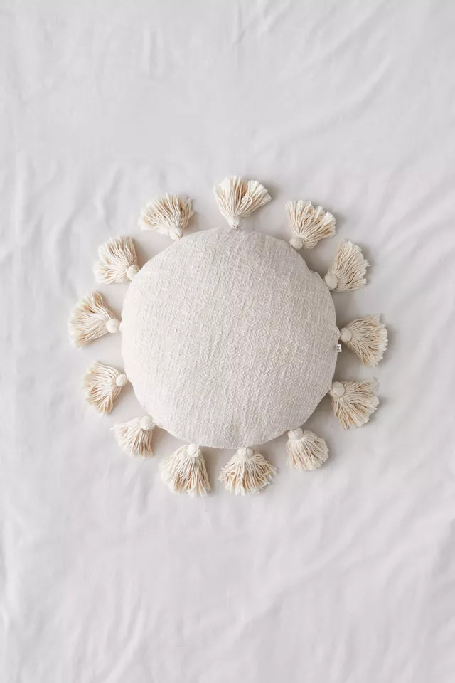 Savannah Round Throw Pillow | Urban Outfitters (US and RoW)