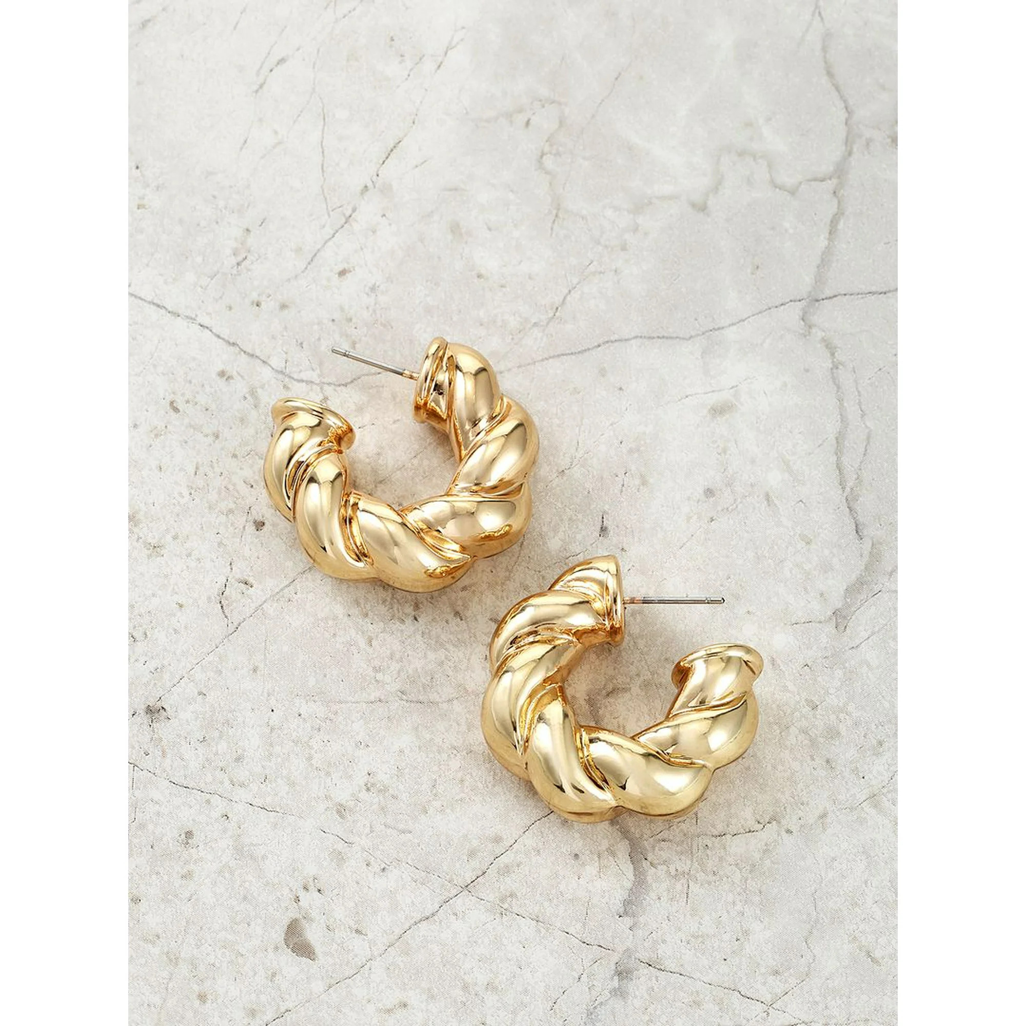 Time and Tru Women's Chunky Goldtone Twist Hoop Earring | Walmart (US)