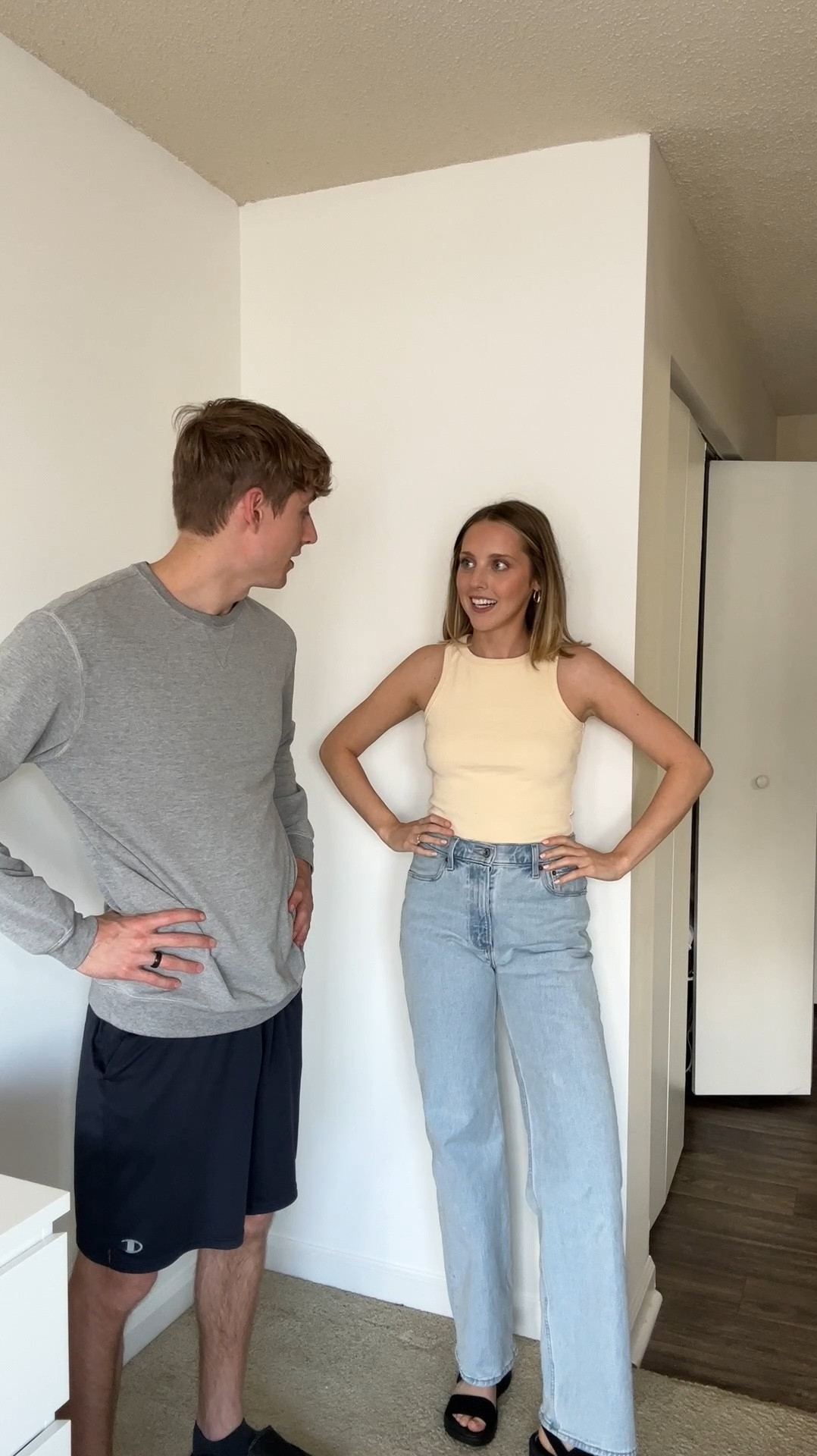 Having my Husband Rate my Spring Capsule Wardrobe 🥰   

These are all basic essential pieces 