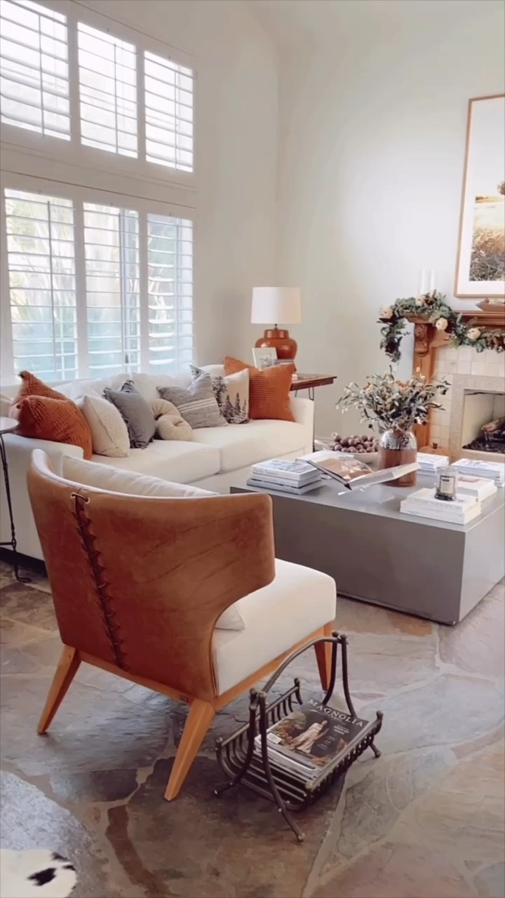 Fall living room decor

#LTKHome #LTKStyleTip #LTKSeasonal